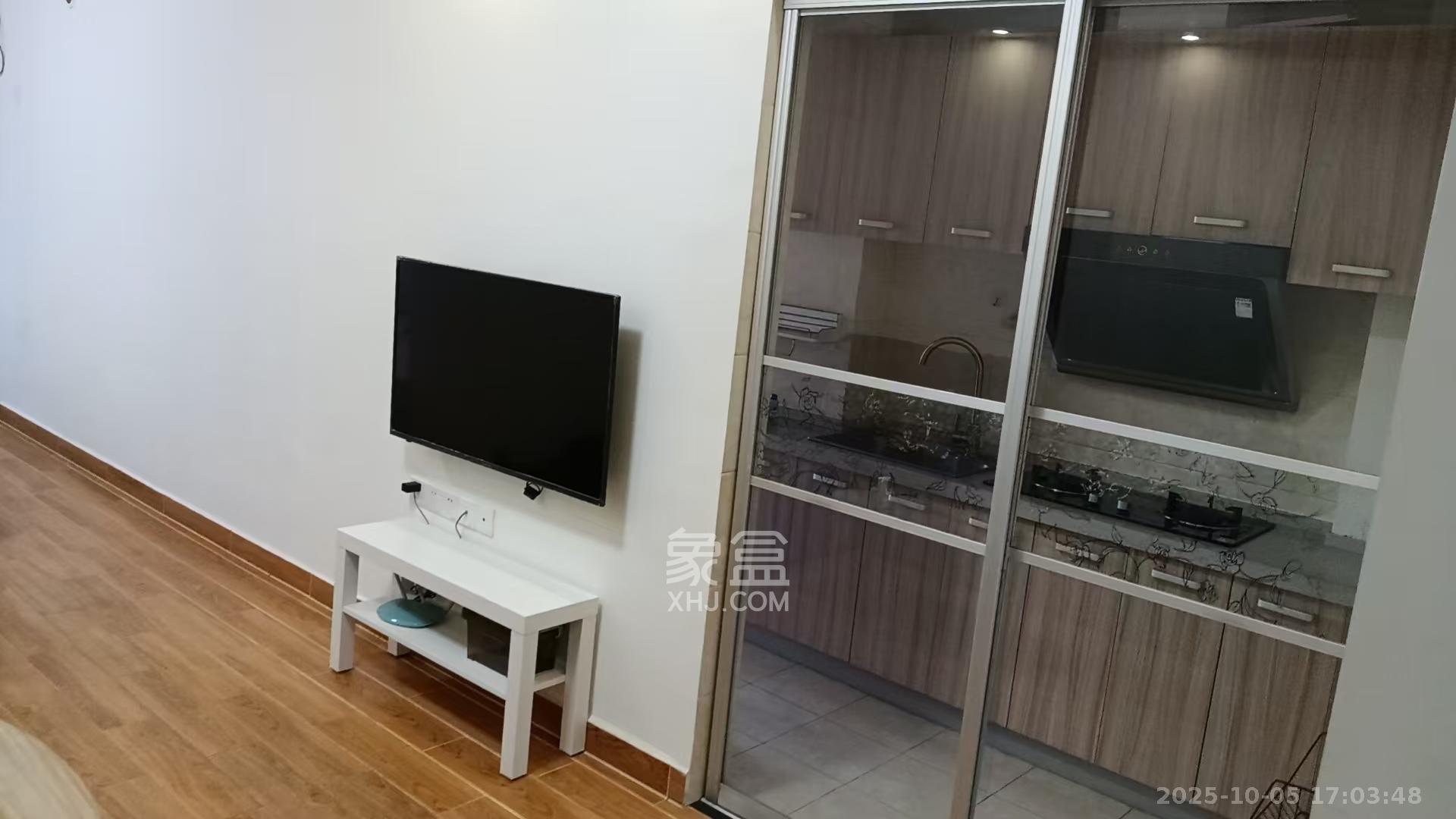 中信凯旋蓝岸（中信新城三期）  1室1厅1卫    1300.0元/月室内图