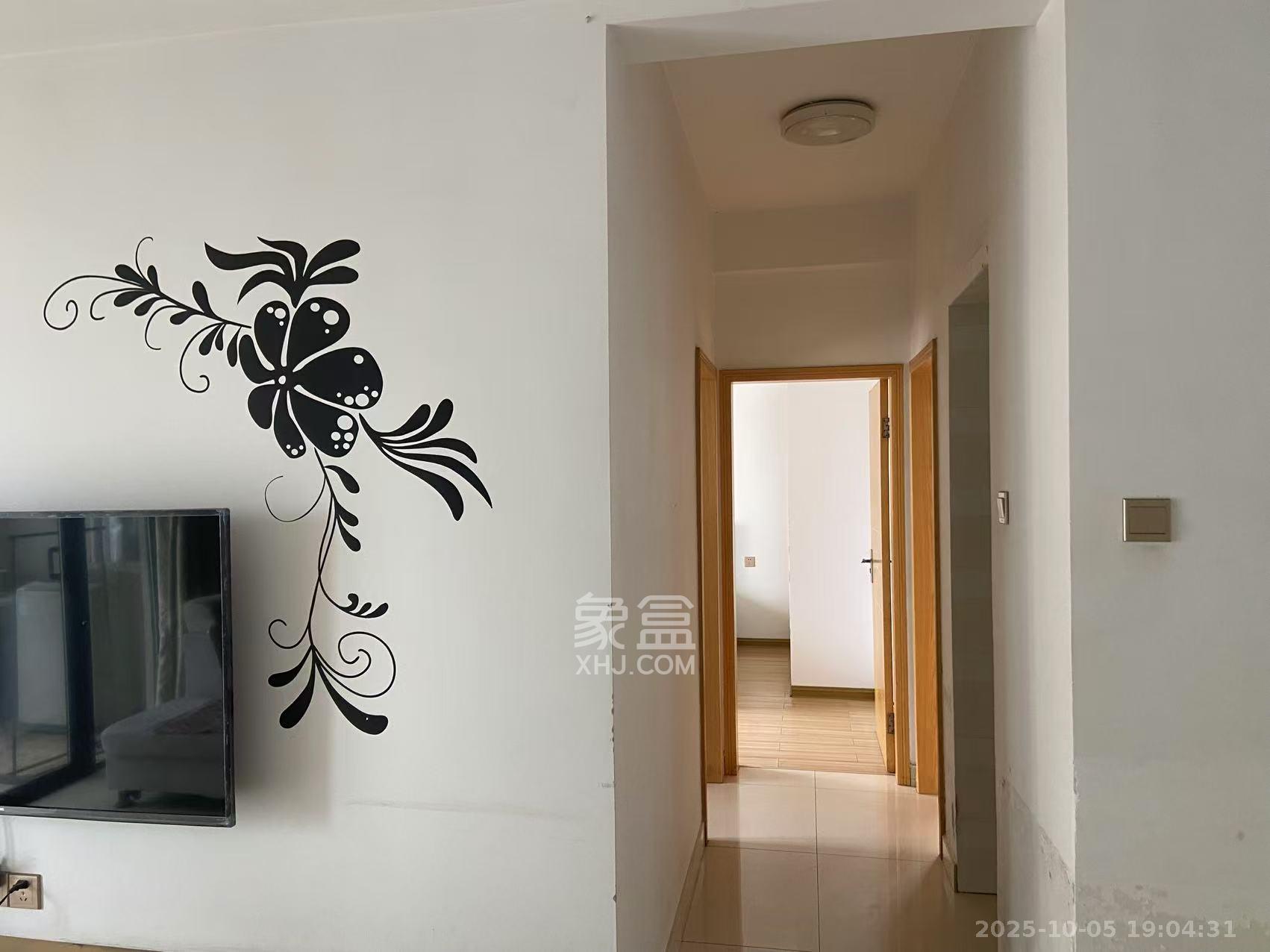 莱茵城 3室2厅2卫 1800.0元/月 莱茵城 3室2厅2卫 1800.0元/月室内图