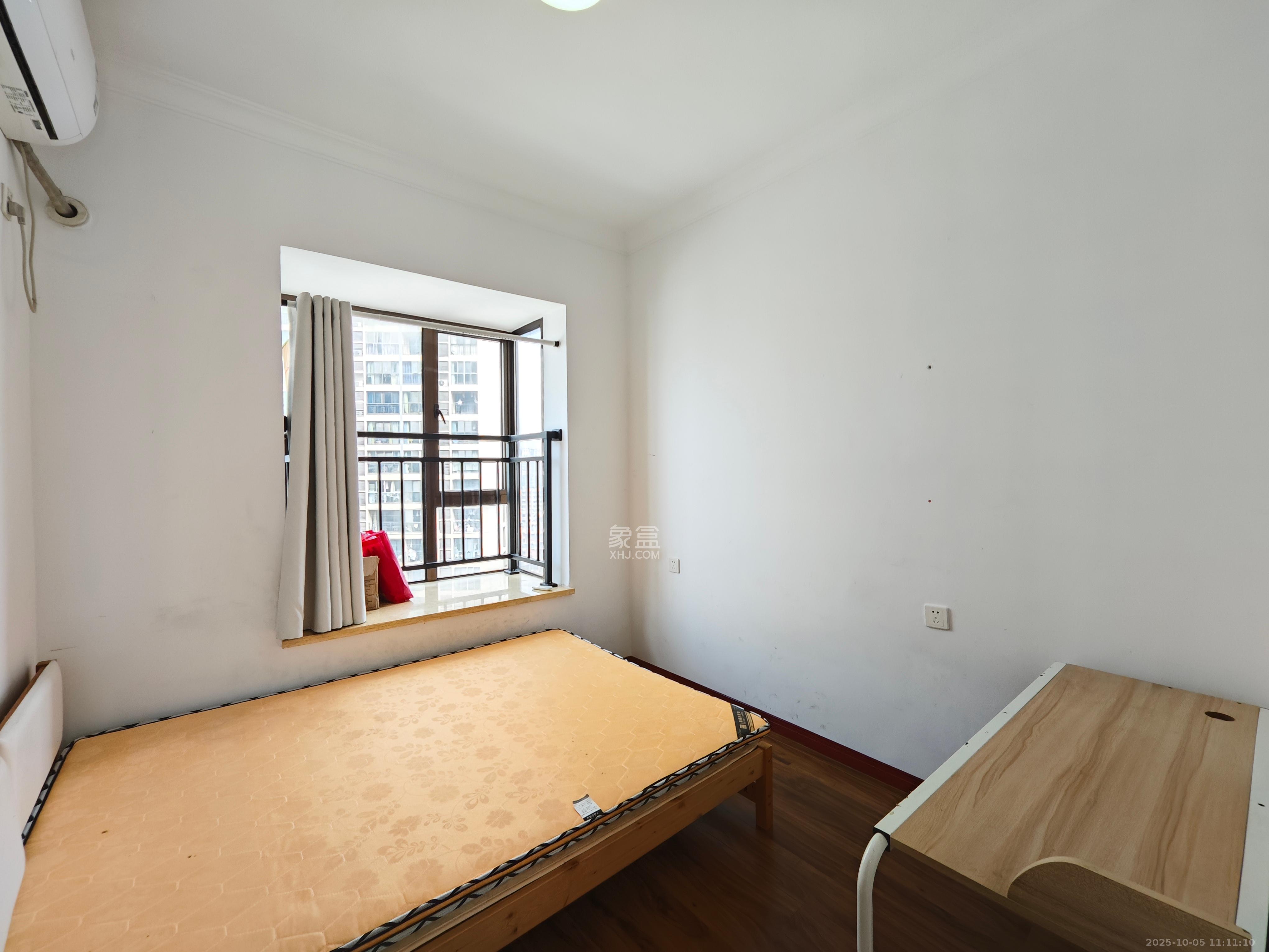 江山帝景哈佛 3室2厅2卫 1800.0元/月 江山帝景哈佛 3室2厅2卫 1800.0元/月室内图