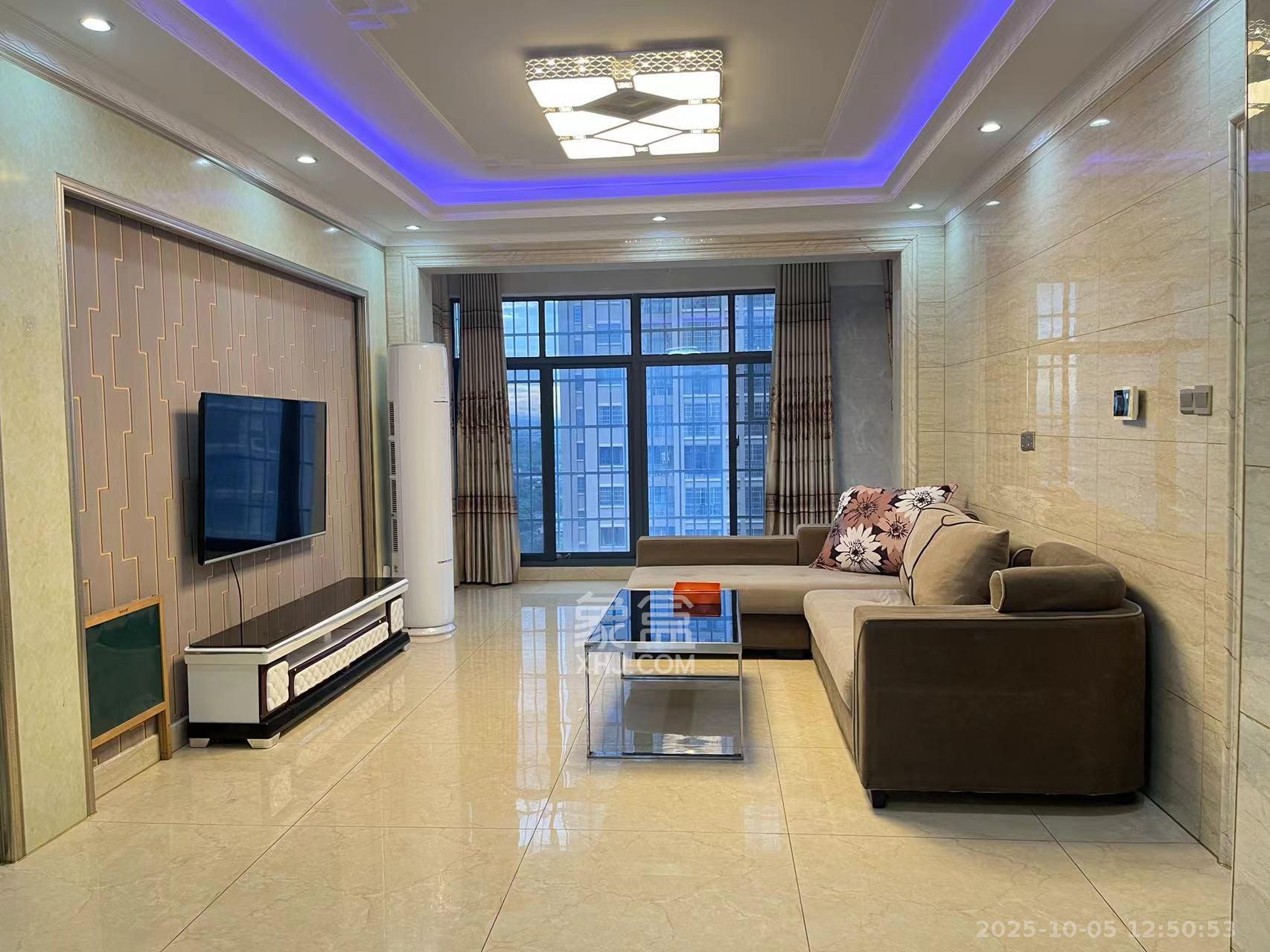 武广新都城(新都华府) 4室2厅2卫 2100.0元/月 武广新都城(新都华府) 4室2厅2卫 2100.0元/月室内图