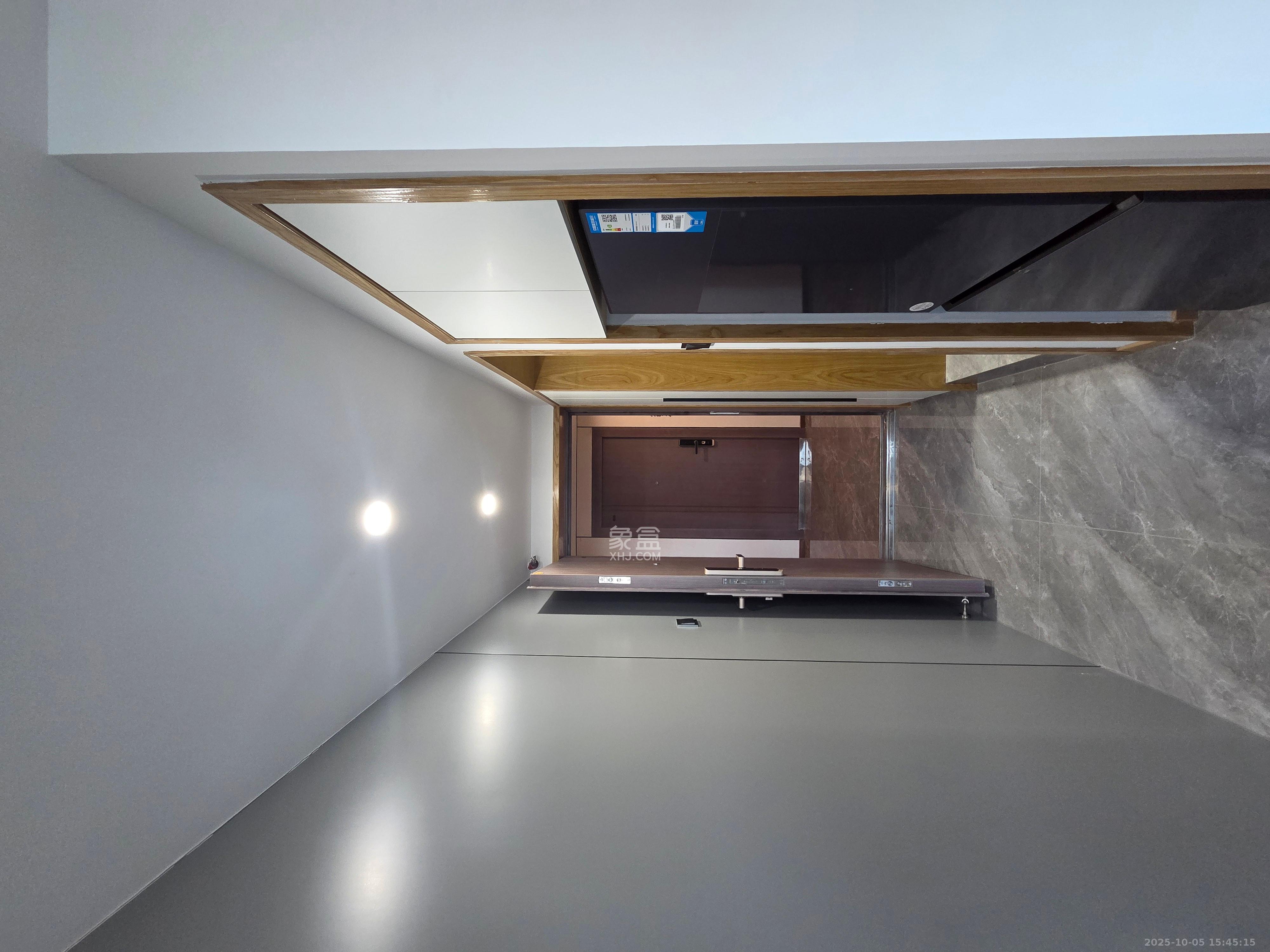 卓越中寰  2室1厅1卫    2600.0元/月室内图