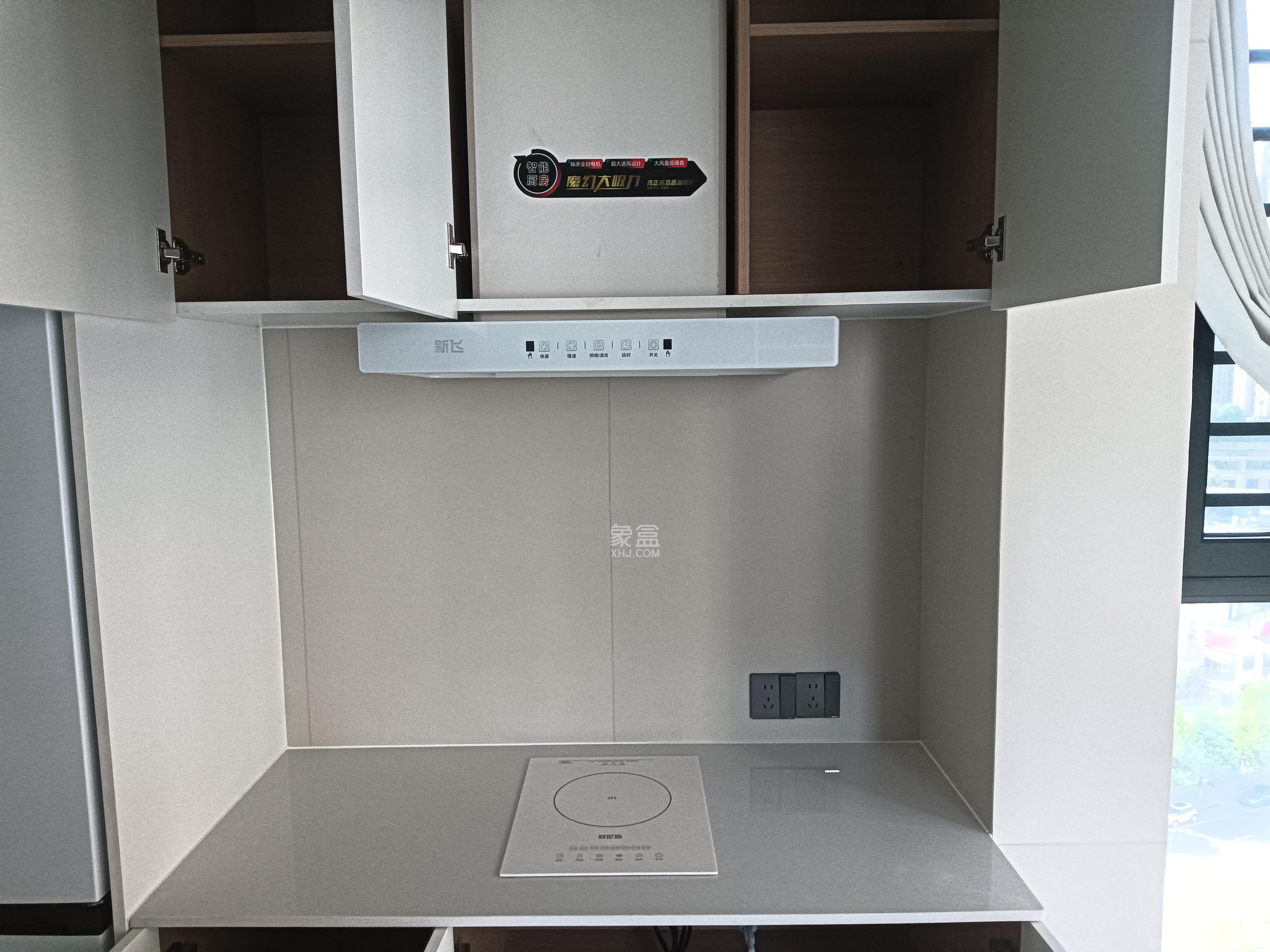 朝正美苑  1室1厅1卫    1700.0元/月室内图