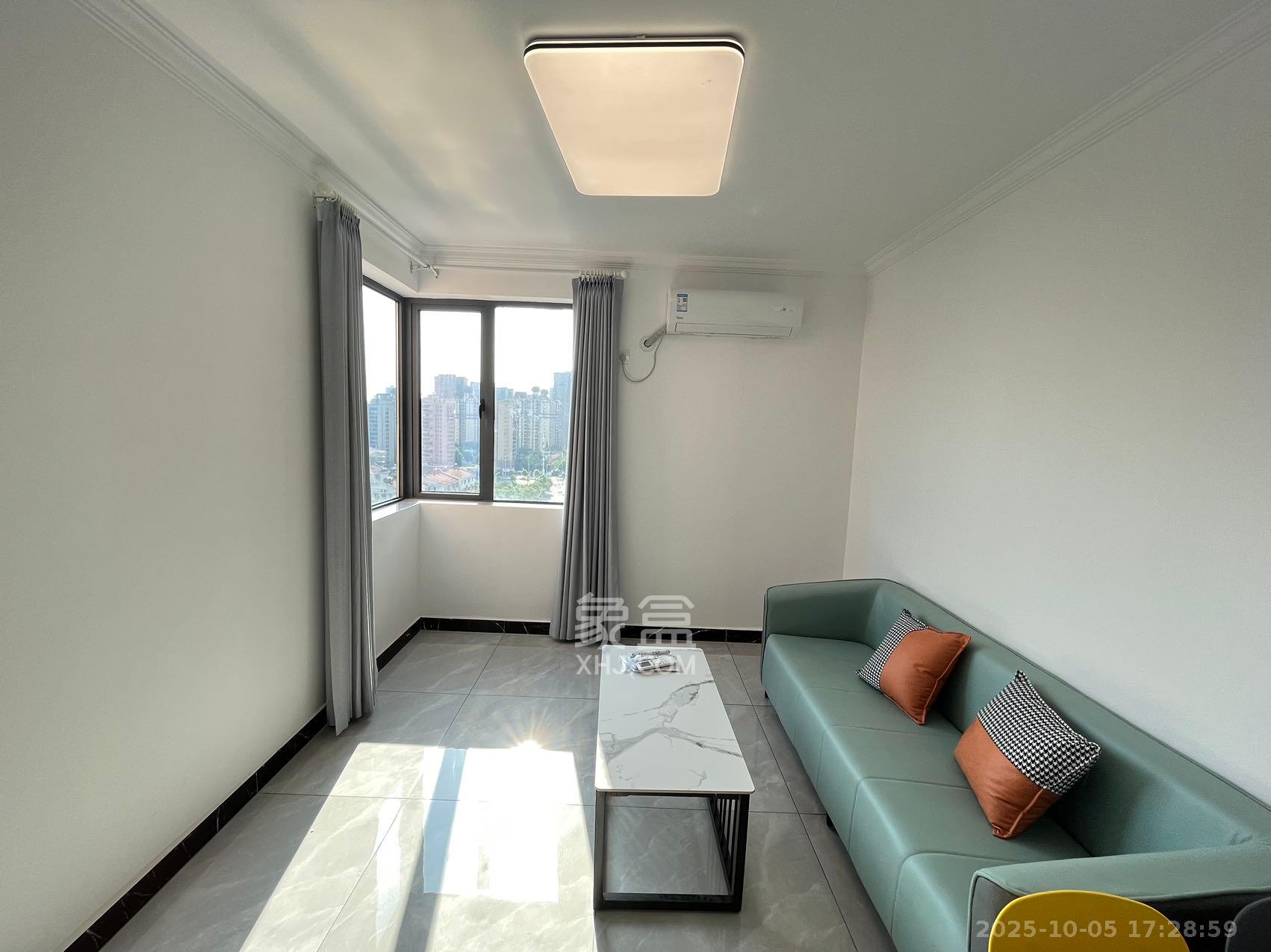 吉泰园安置小区  2室2厅1卫    2400.0元/月 吉泰园安置小区  2室2厅1卫    2400.0元/月