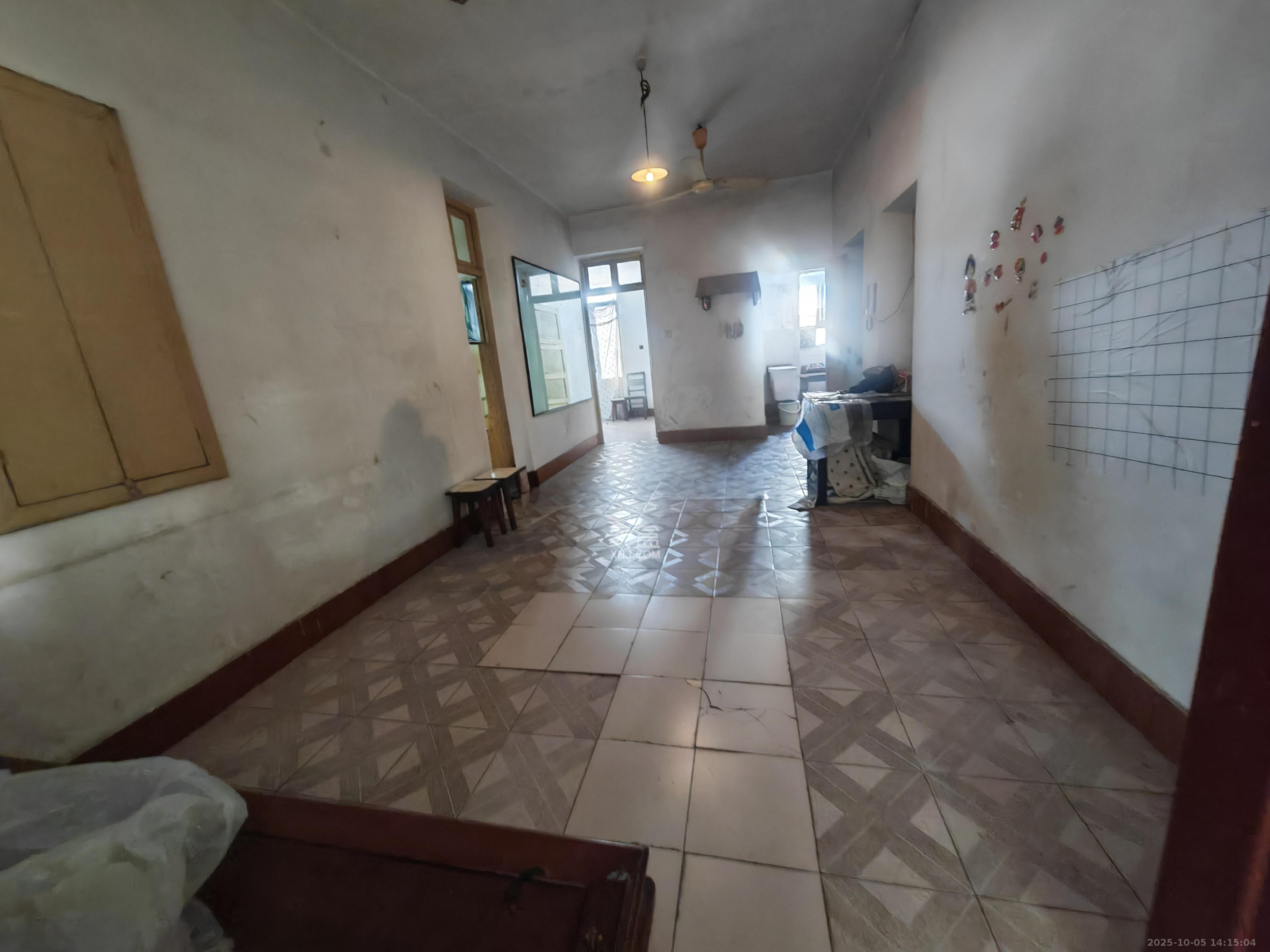 东塘电力院 1室1厅1卫 1500.0元/月 东塘电力院 1室1厅1卫 1500.0元/月室内图