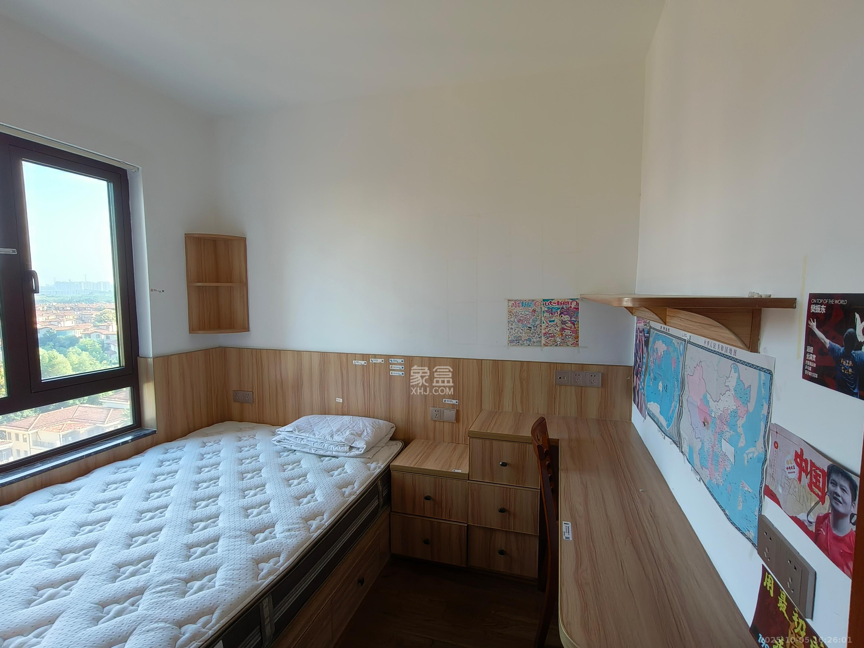 水映加州 2室1厅1卫 2600.0元/月 水映加州 2室1厅1卫 2600.0元/月室内图