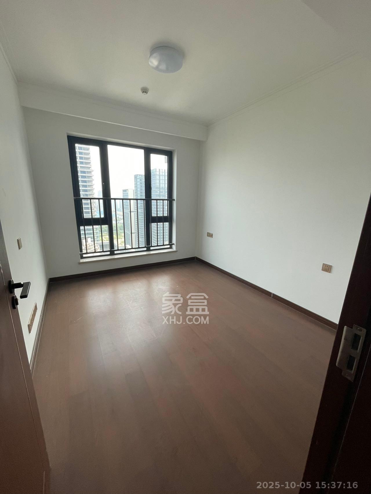 绿地长沙城际空间站(绿地新里佳苑) 3室2厅1卫 3200.0元/月 绿地长沙城际空间站(绿地新里佳苑) 3室2厅1卫 3200.0元/月室内图