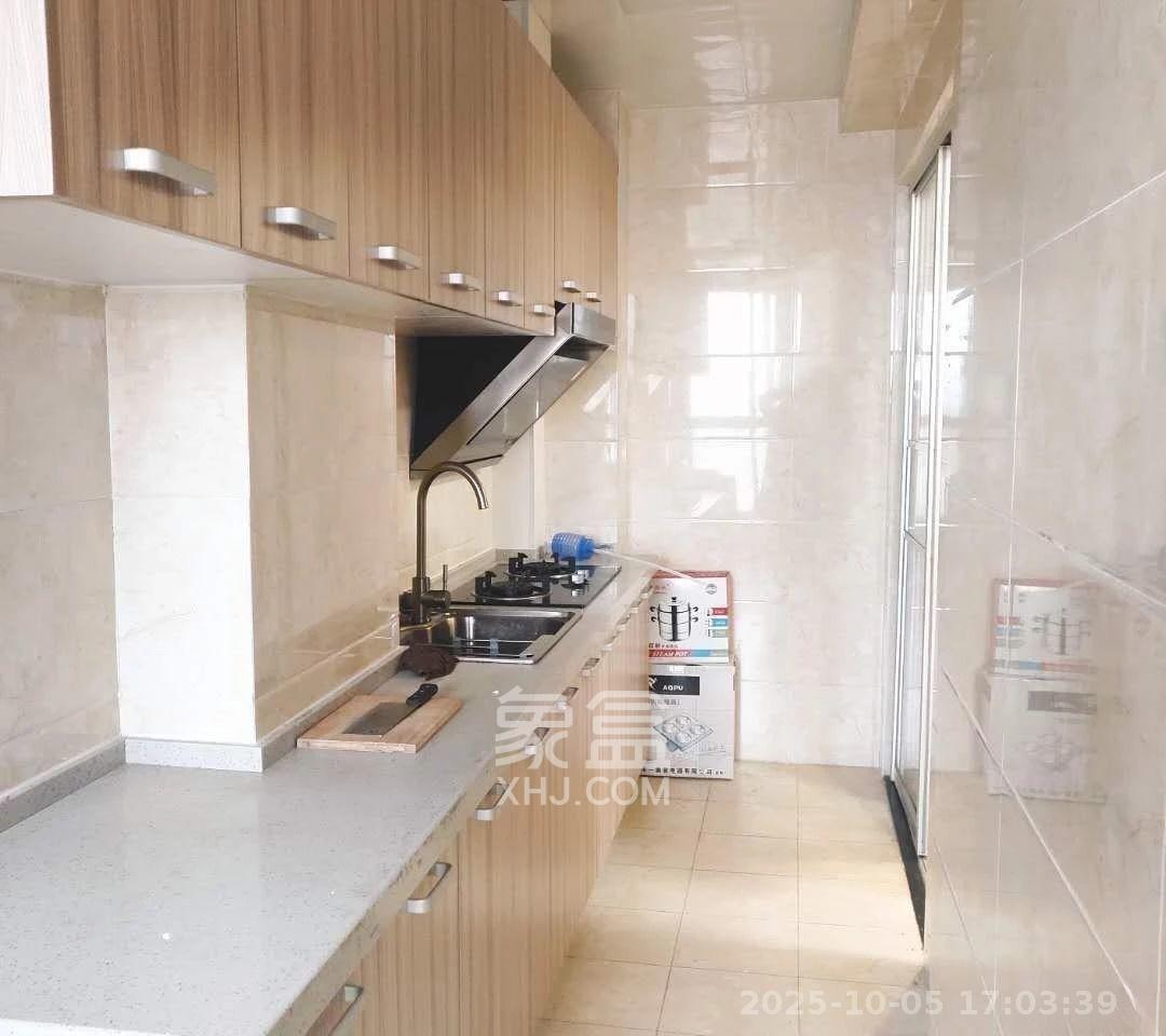 中信凯旋蓝岸（中信新城三期）  1室1厅1卫    1300.0元/月室内图