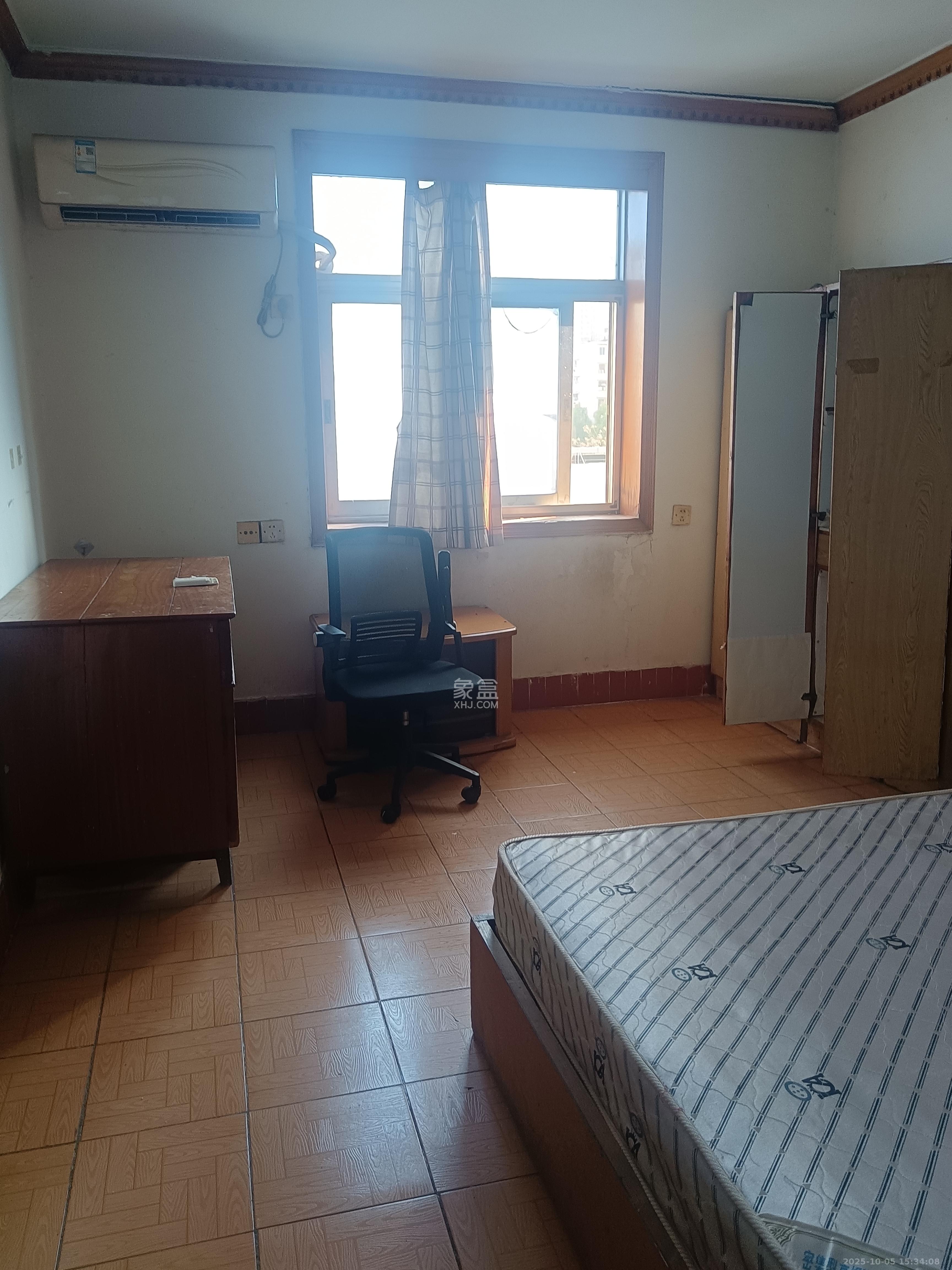 桂花二村 2室1厅1卫 1200.0元/月 桂花二村 2室1厅1卫 1200.0元/月室内图