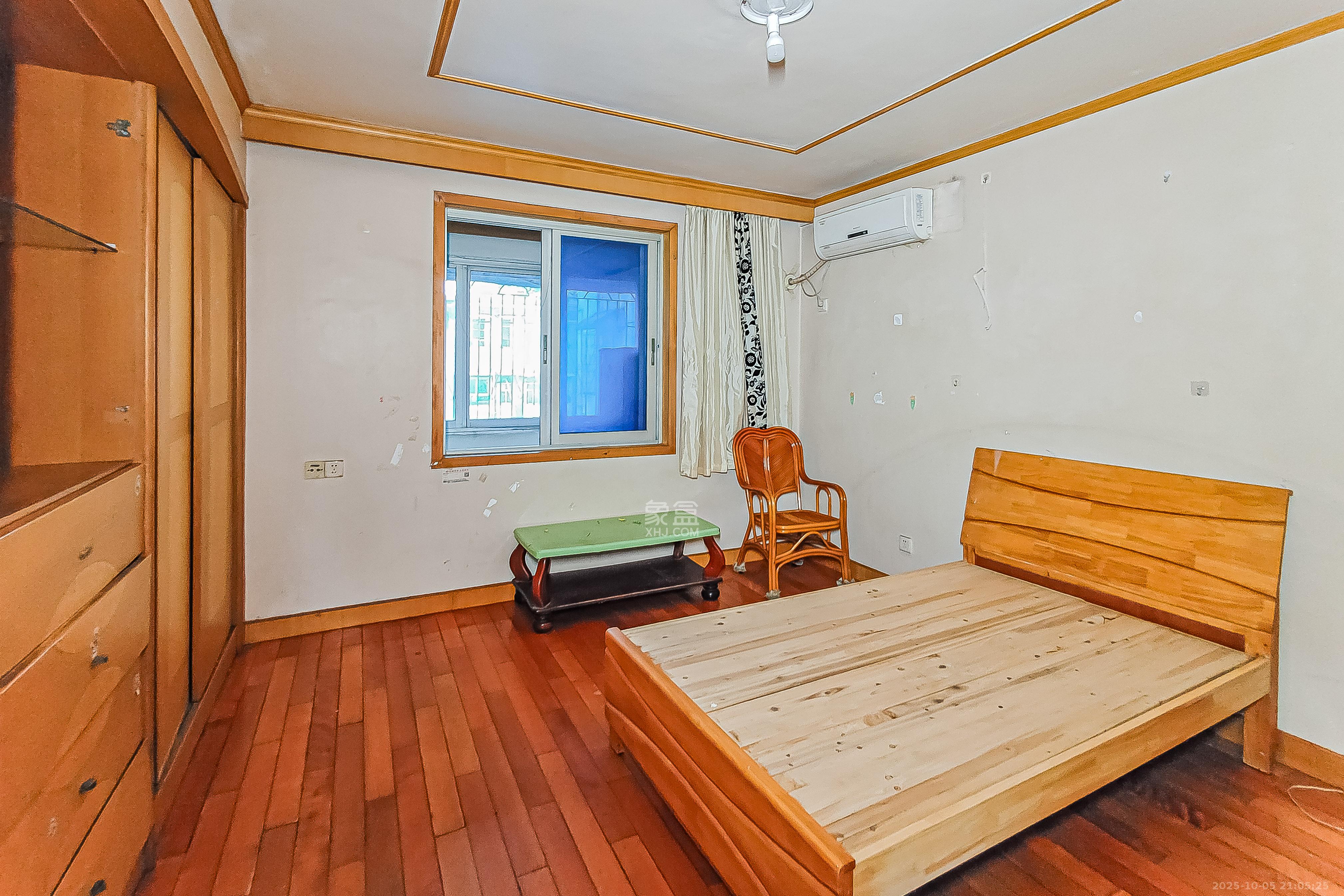 鸿园小区 3室2厅1卫 100.0万 鸿园小区 3室2厅1卫 100.0万卧室