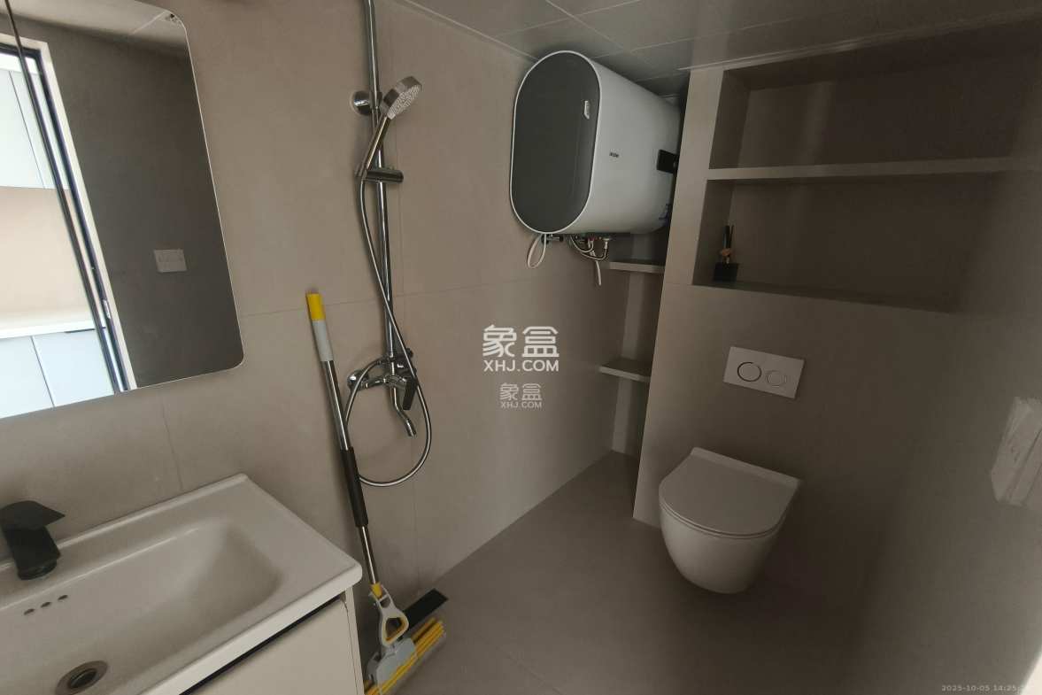 建发养云 2室2厅1卫 2680.0元/月 建发养云 2室2厅1卫 2680.0元/月室内图