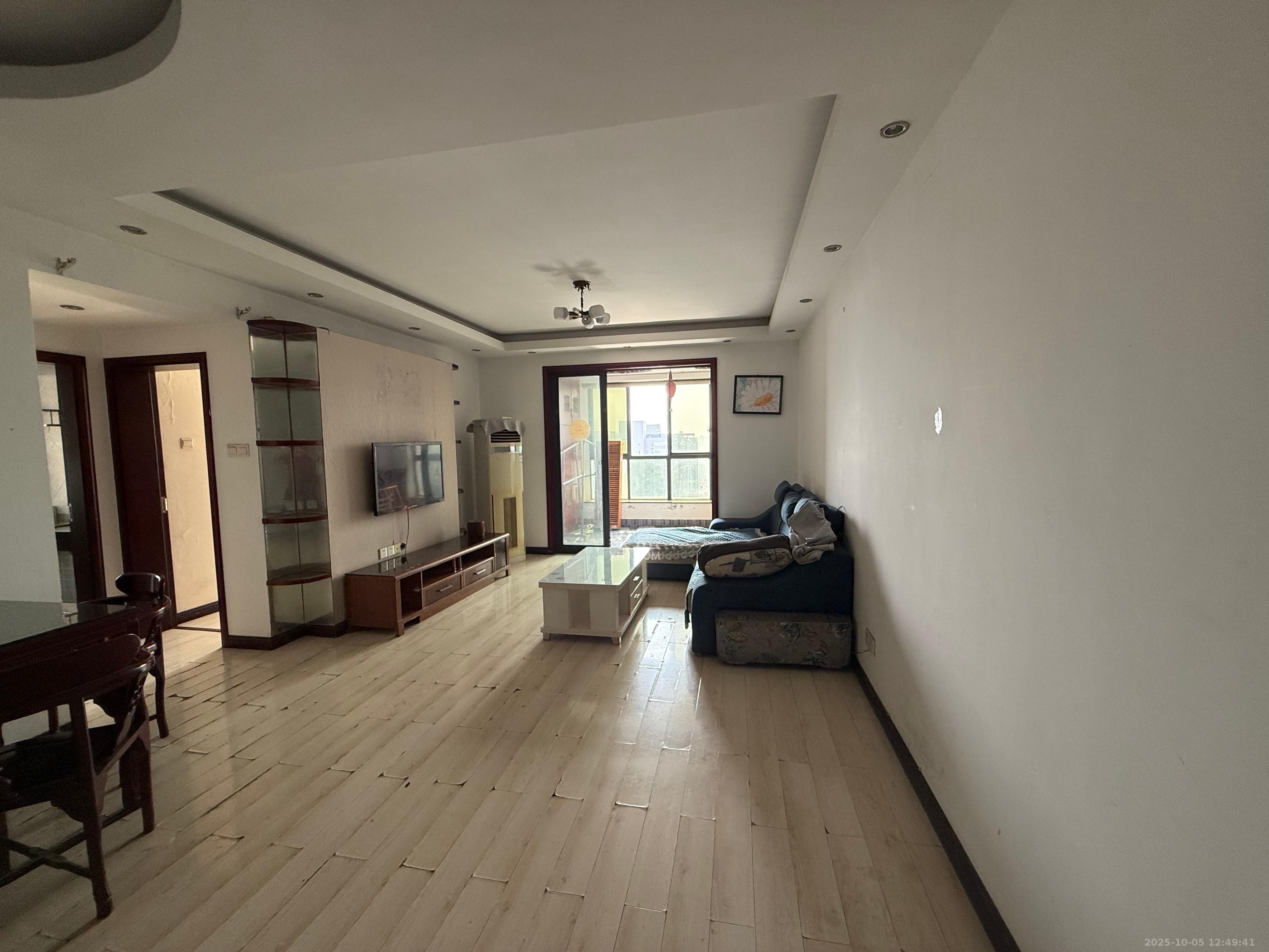 尚城 2室1厅1卫 2000.0元/月 尚城 2室1厅1卫 2000.0元/月室内图