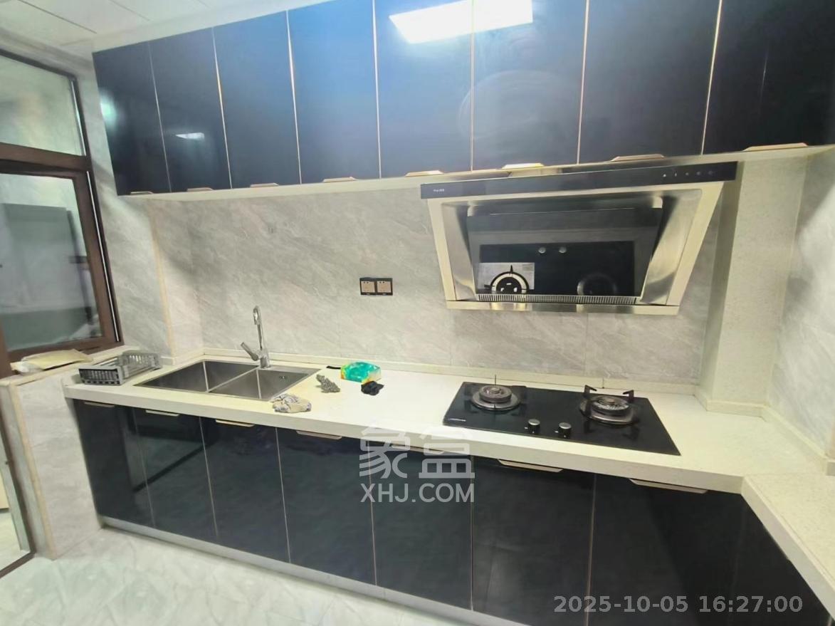 惟盛园  4室2厅2卫    3200.0元/月室内图