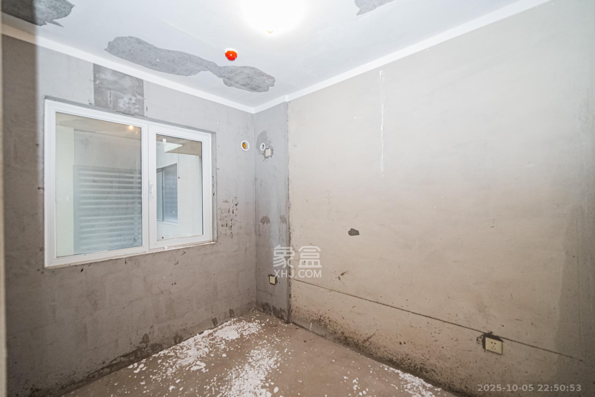 北辰三角洲C2区  3室2厅1卫    128.0万卧室