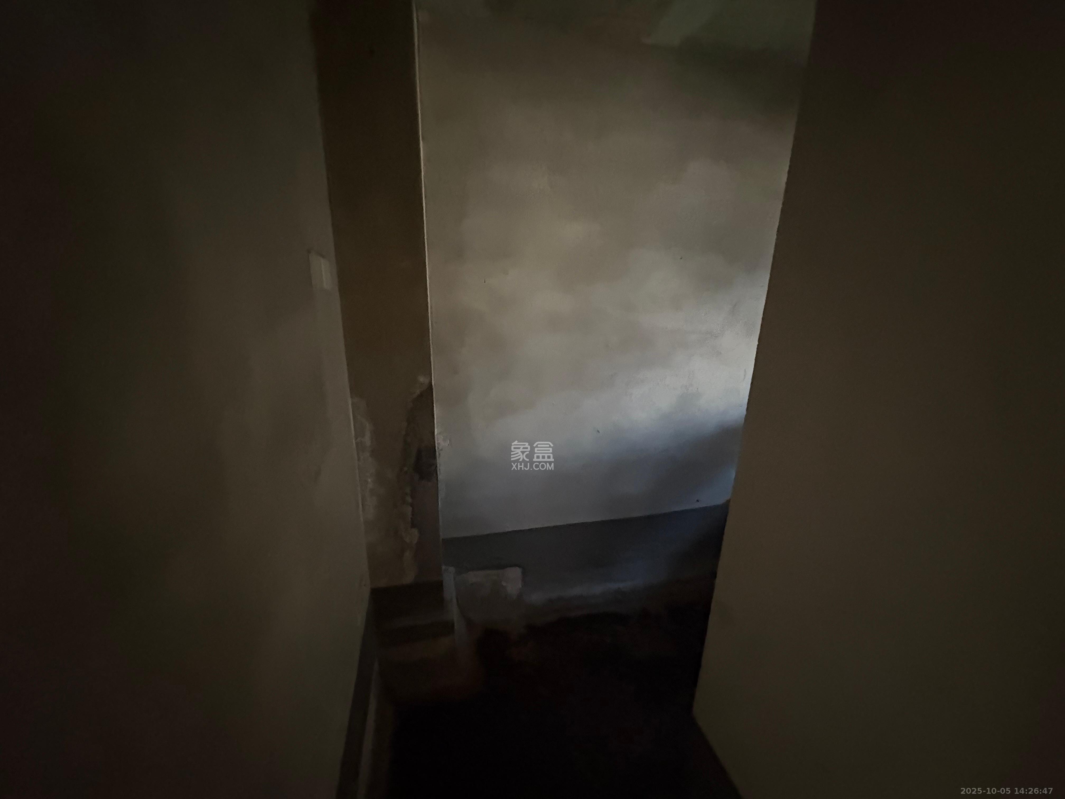 荣盛城 4室2厅1卫 1500.0元/月 荣盛城 4室2厅1卫 1500.0元/月室内图