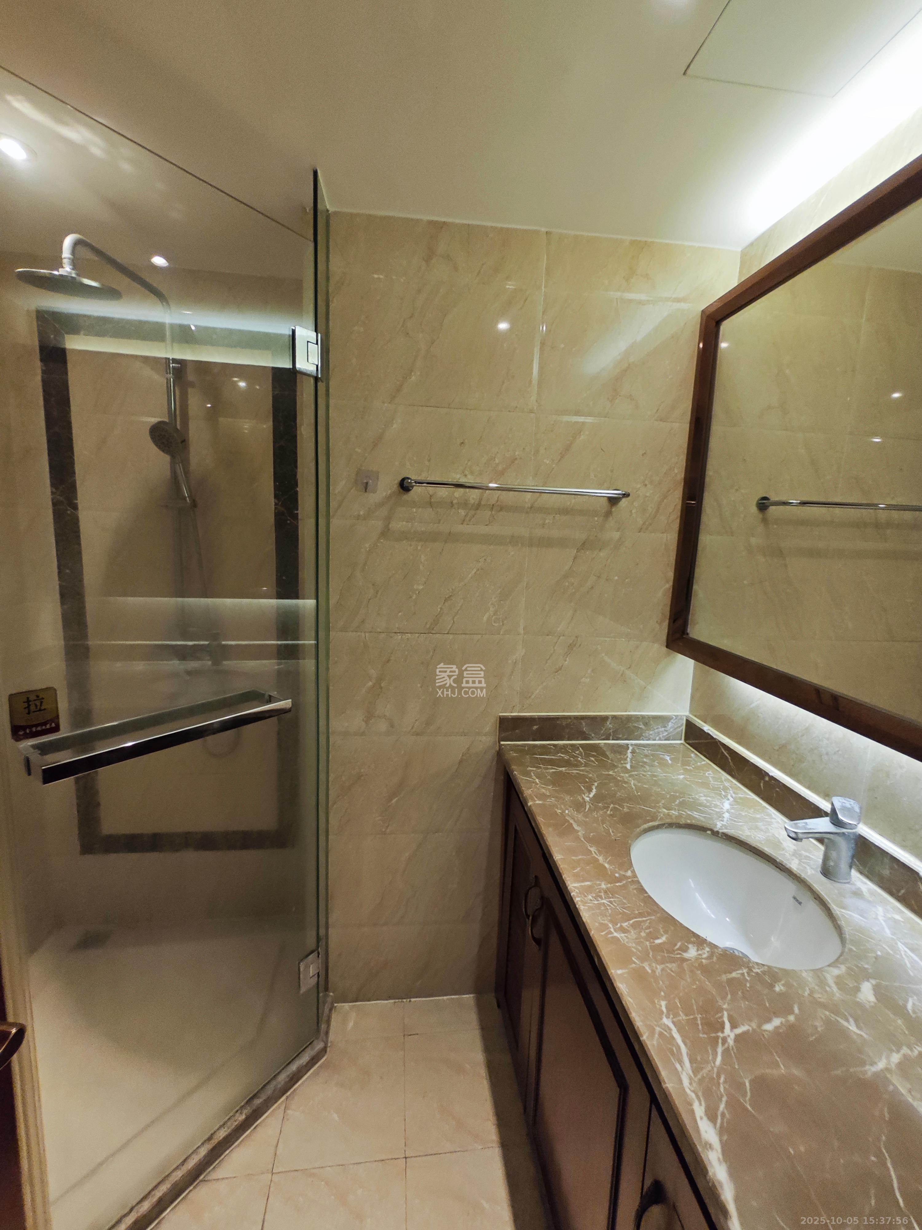 枫林家园 2室1厅1卫 2300.00元/月 枫林家园 2室1厅1卫 2300.00元/月室内图