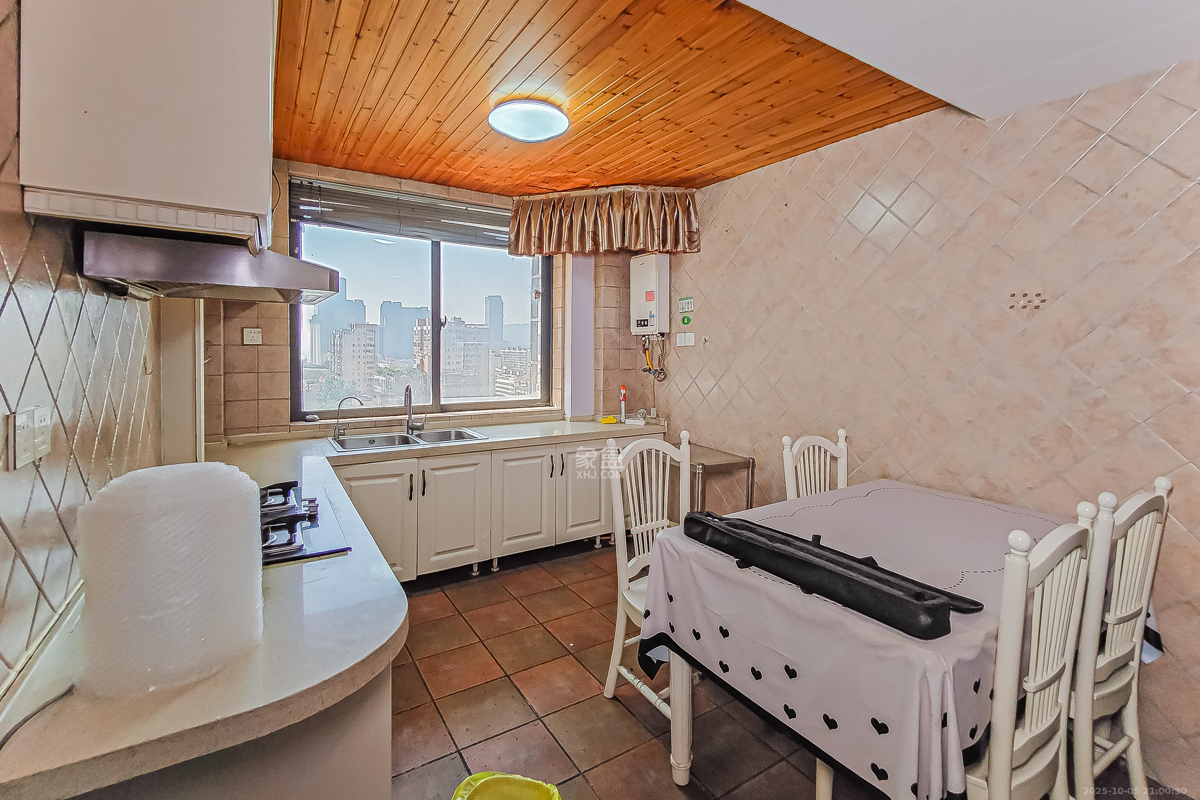 芙蓉蓉苑 1室1厅1卫 65.0万 芙蓉蓉苑 1室1厅1卫 65.0万厨房