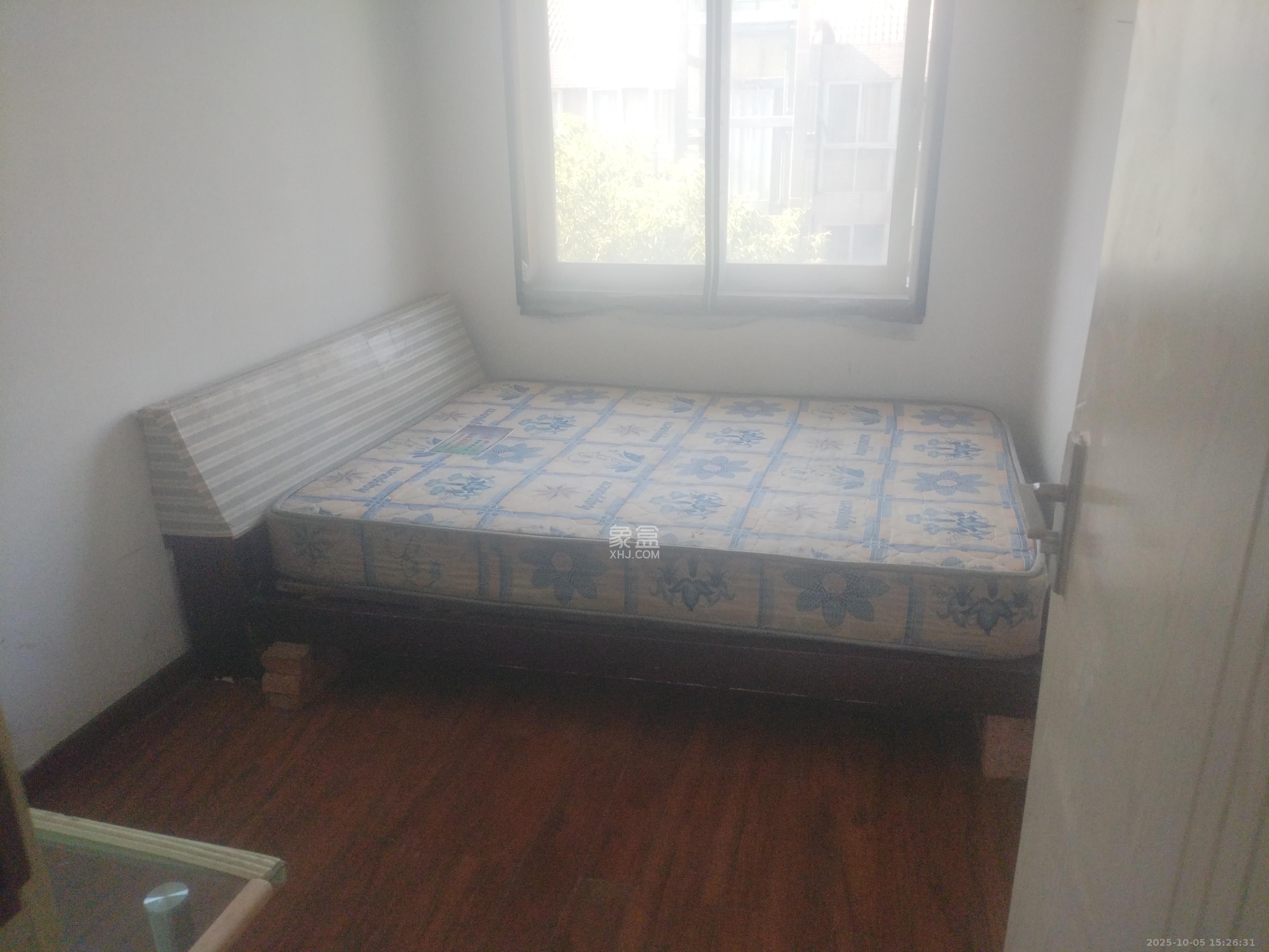 天凯东苑  2室2厅1卫    1700.0元/月室内图