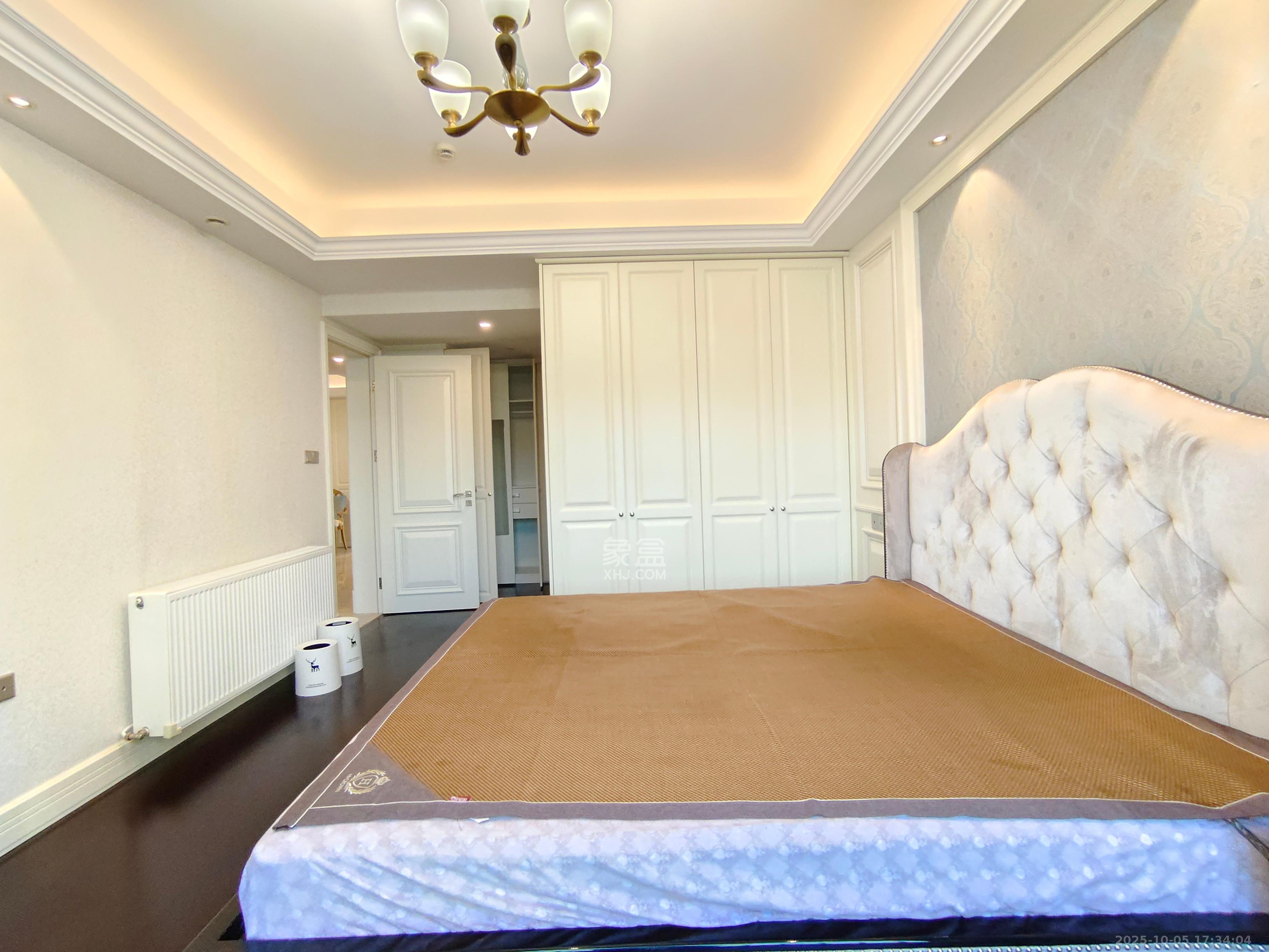 梅溪湖金茂府（金茂广场）（金茂览秀城）  3室2厅2卫    6500.0元/月室内图