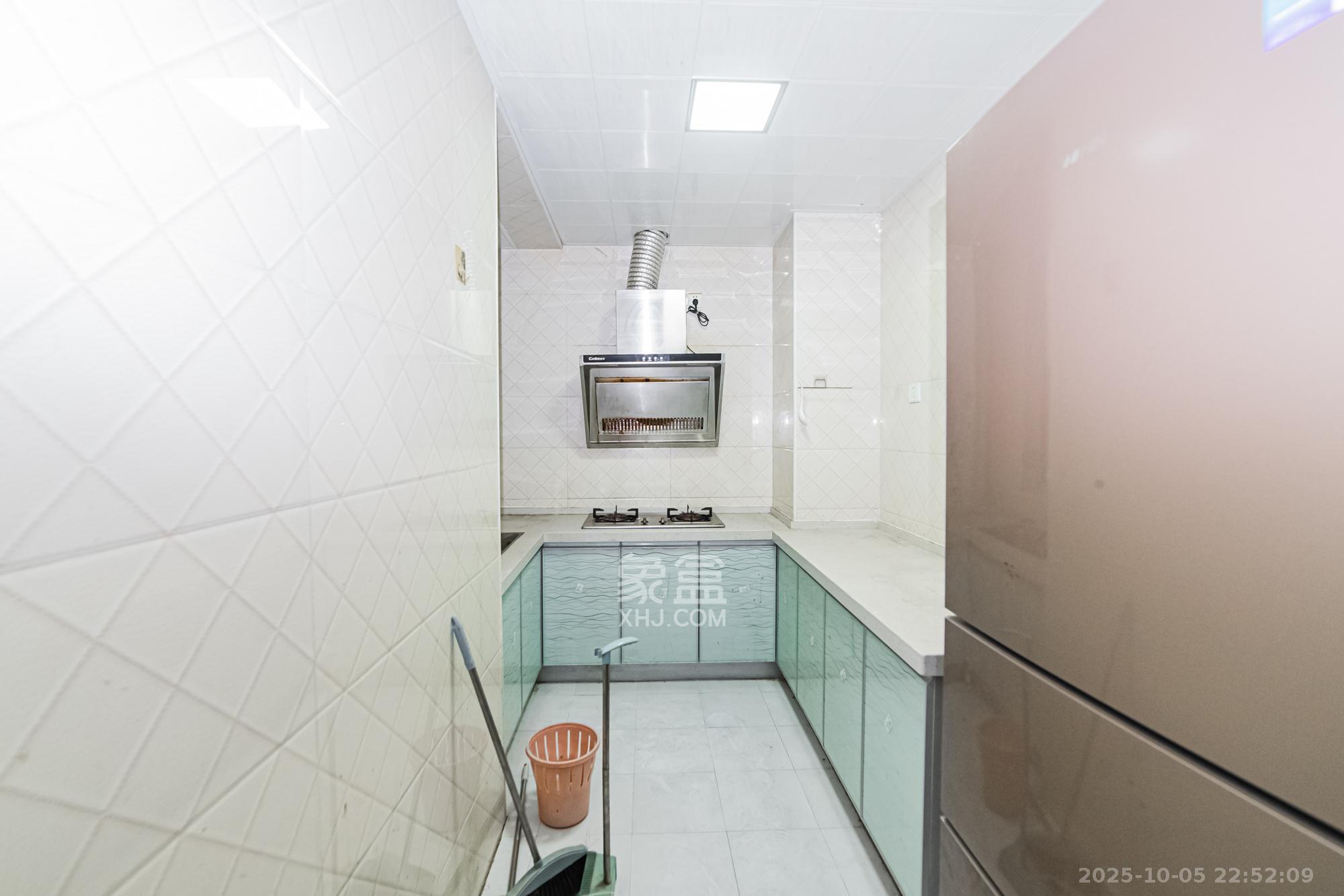 北辰三角洲D3区  3室2厅1卫    126.0万厨房