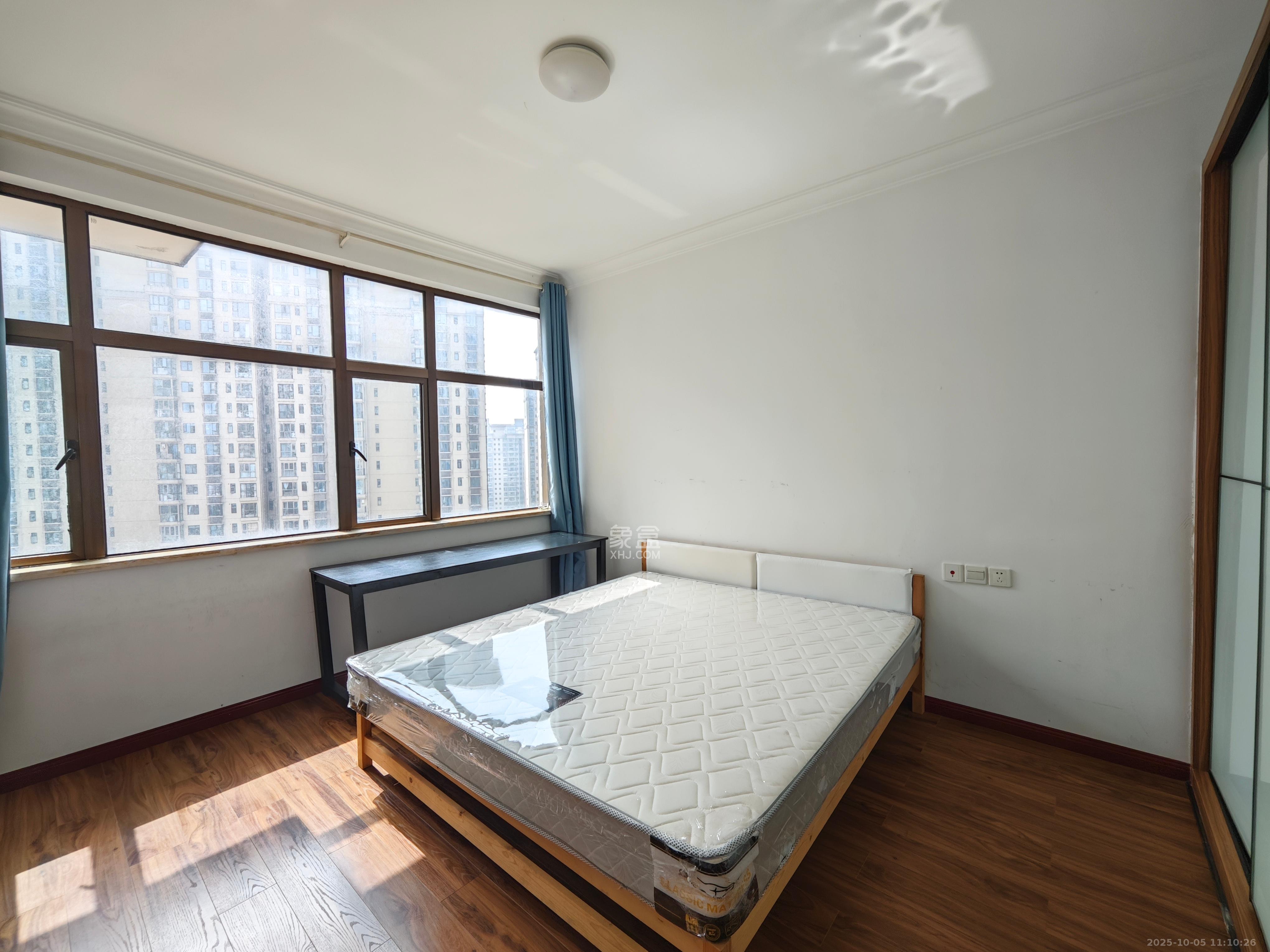 江山帝景哈佛 3室2厅2卫 1800.0元/月 江山帝景哈佛 3室2厅2卫 1800.0元/月室内图