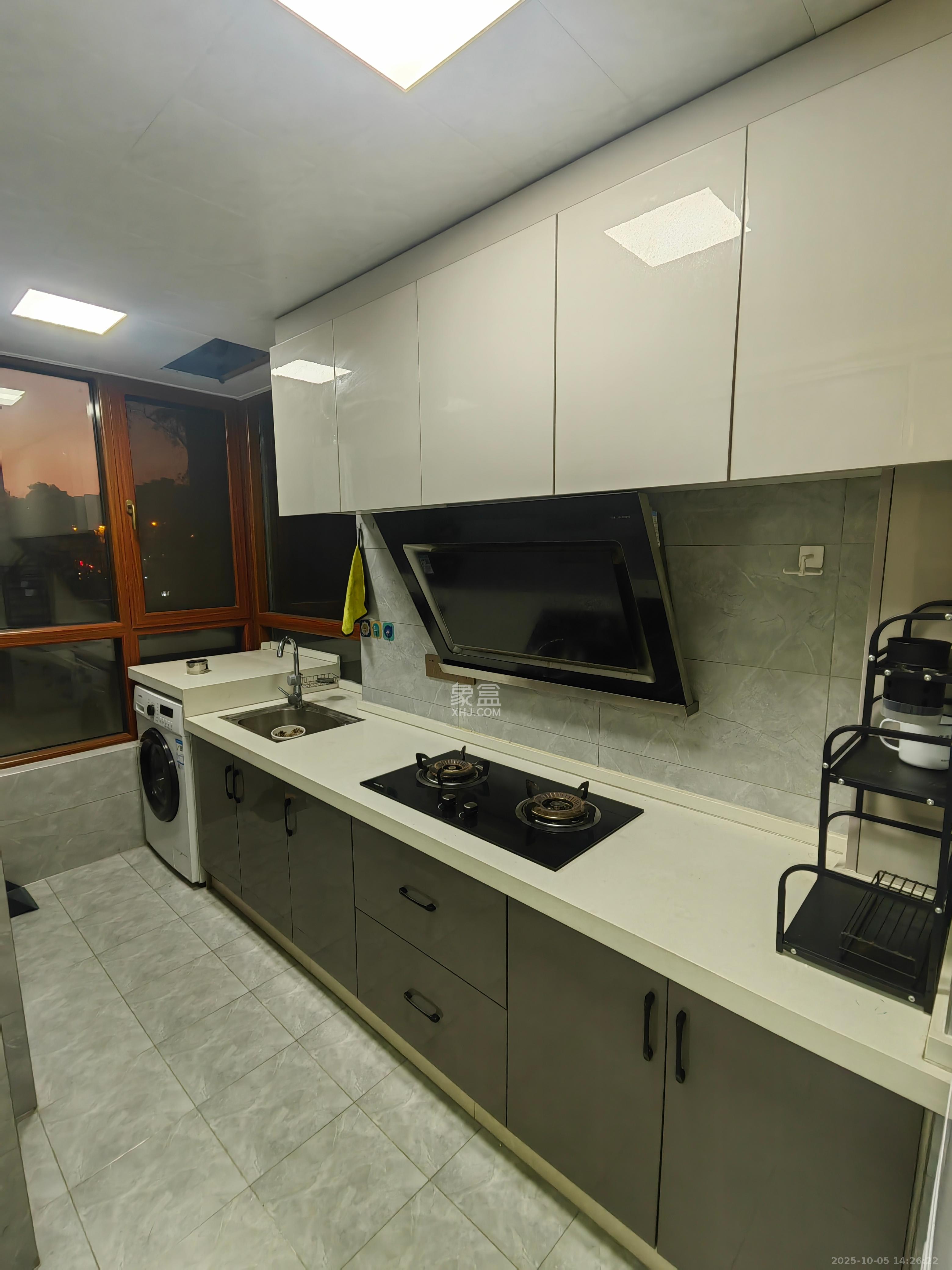 中建梅溪湖中心  3室2厅1卫   3200.00元/月室内图