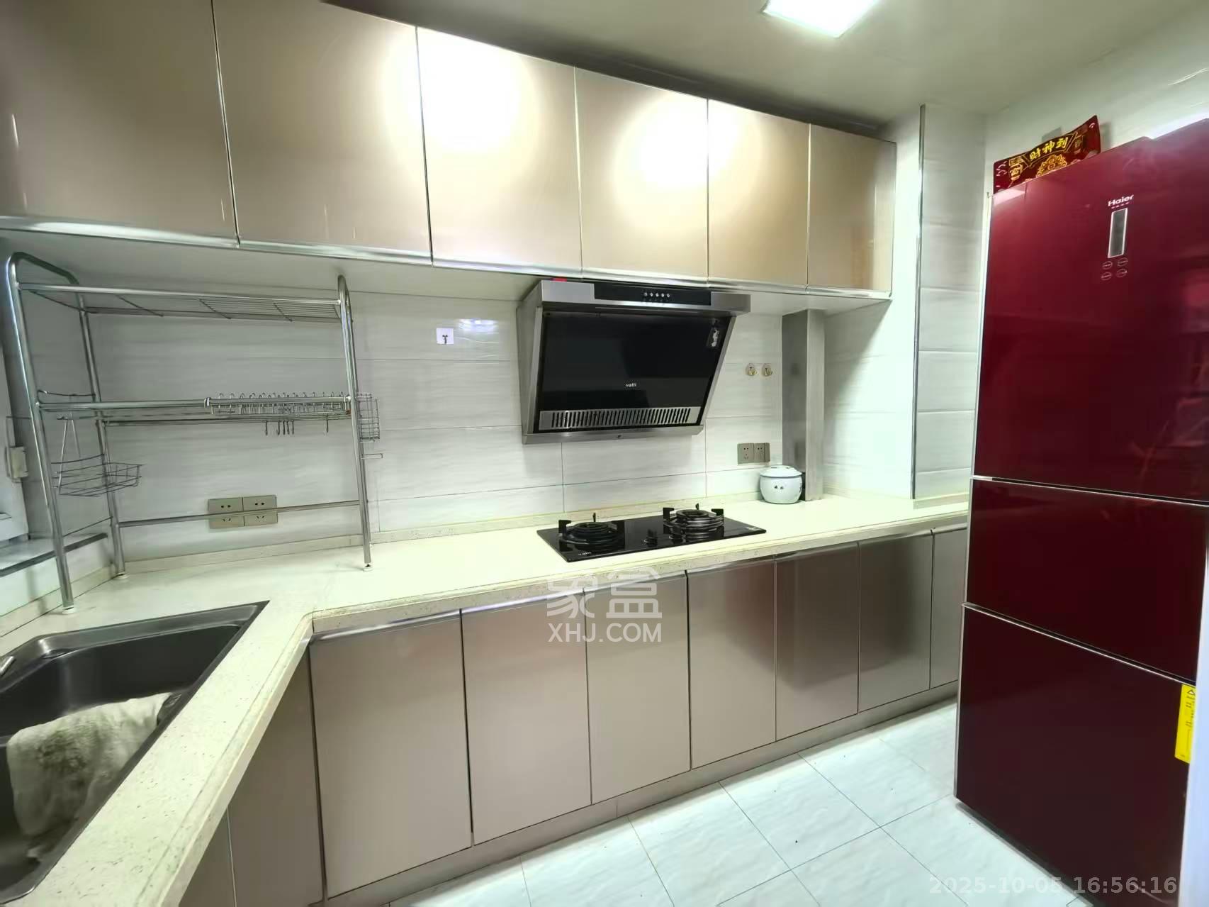 万国城(当代满庭春MOMA)二期  2室2厅1卫    2250.0元/月 万国城(当代满庭春MOMA)二期  2室2厅1卫    2250.0元/月室内图