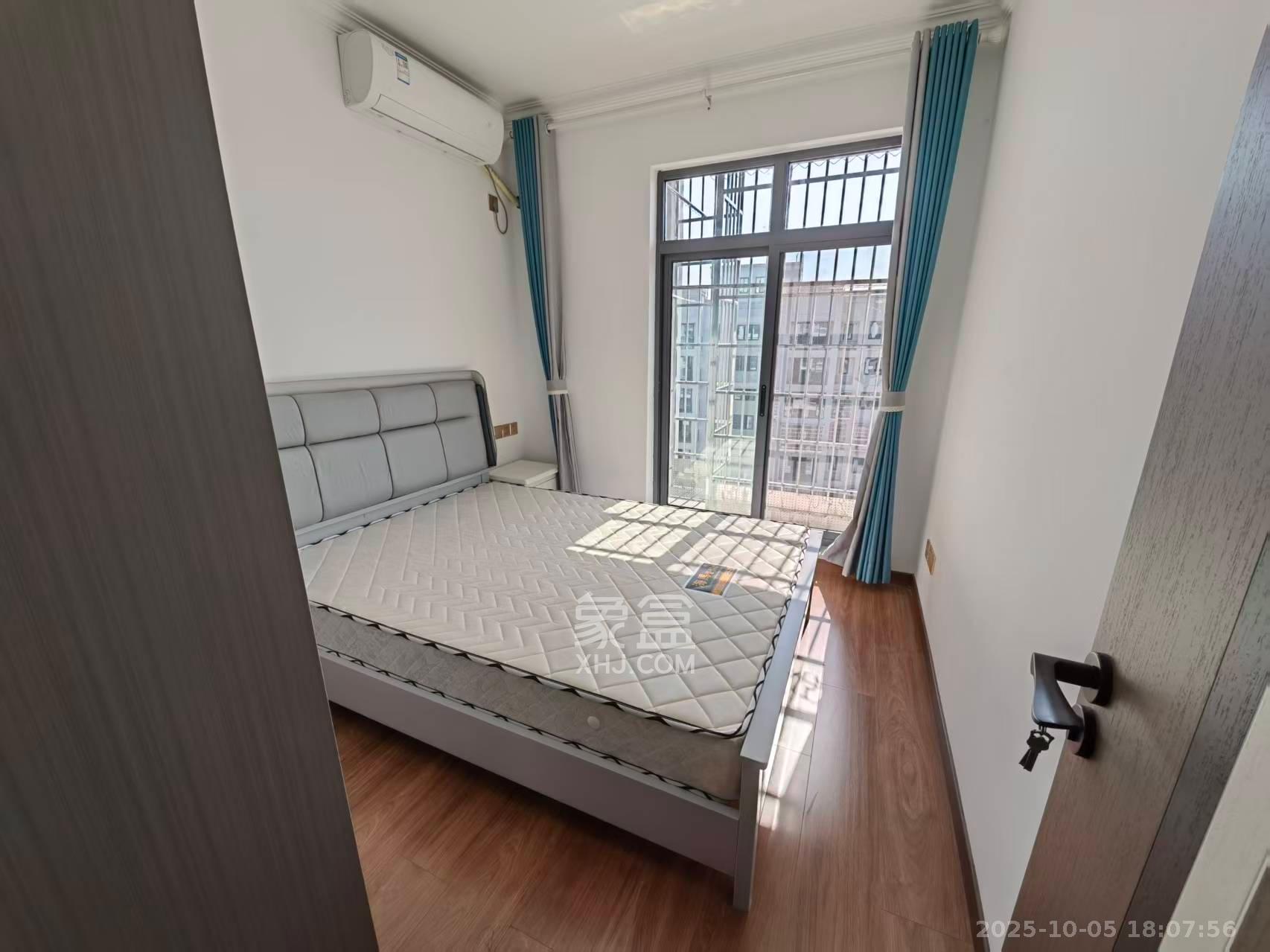 坪山家园 3室1厅1卫 2100.0元/月 坪山家园 3室1厅1卫 2100.0元/月室内图