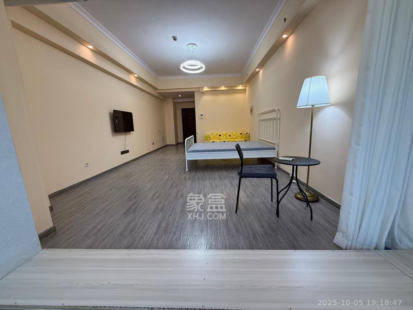 奥克斯广场 1室1厅1卫 2000.0元/月 奥克斯广场 1室1厅1卫 2000.0元/月室内图