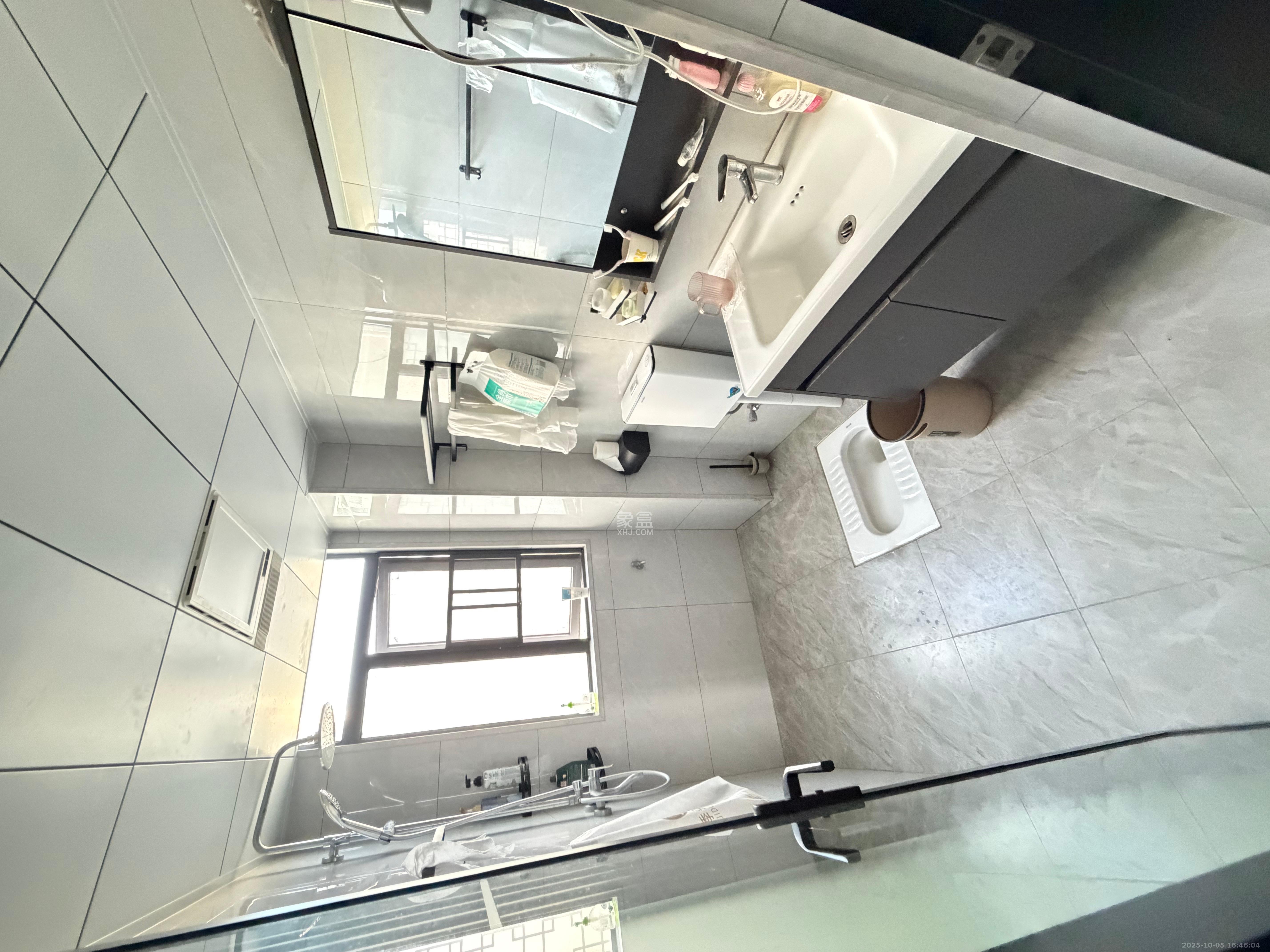 谷峰安置小区(惟德园) 2室2厅1卫 1900.00元/月 谷峰安置小区(惟德园) 2室2厅1卫 1900.00元/月室内图