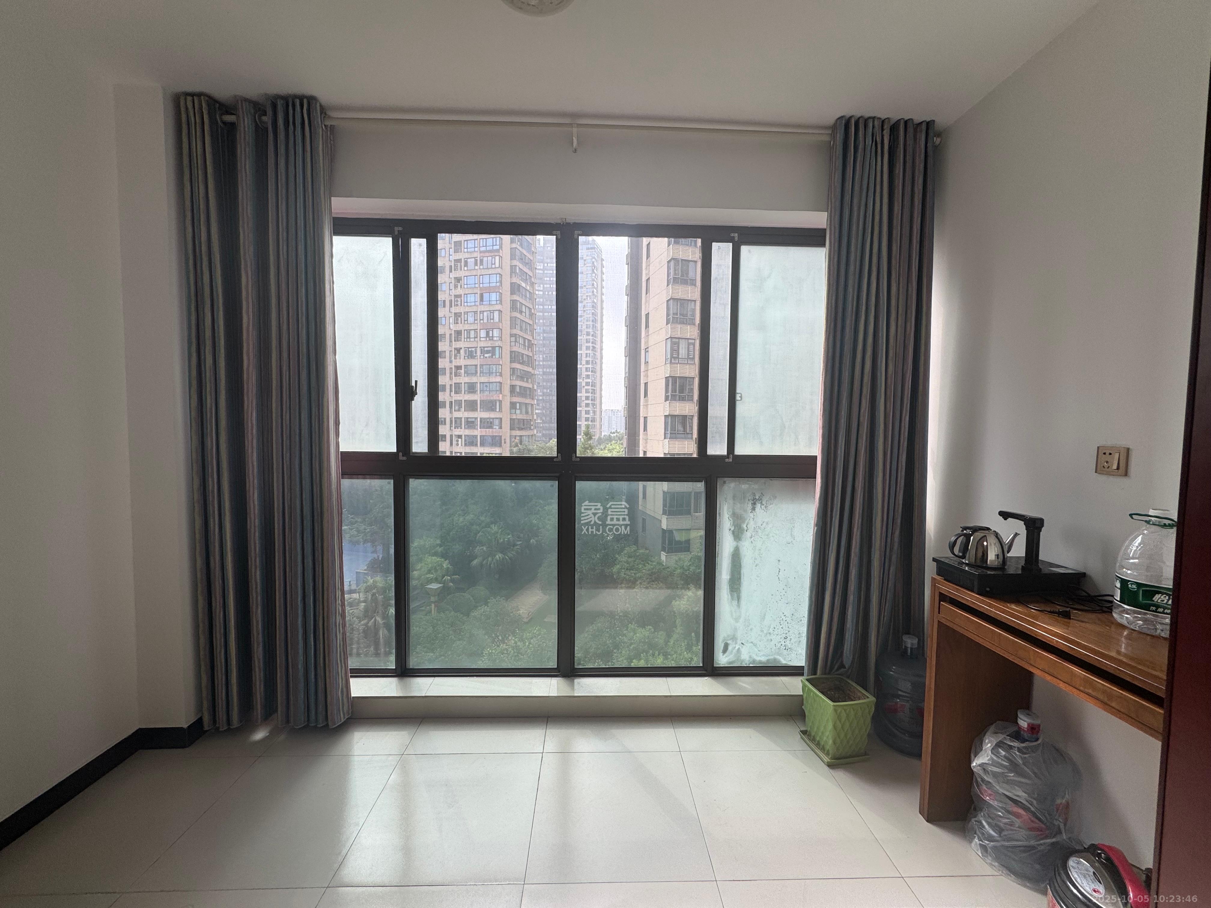 通用时代国际社区  3室2厅1卫    2500.0元/月室内图