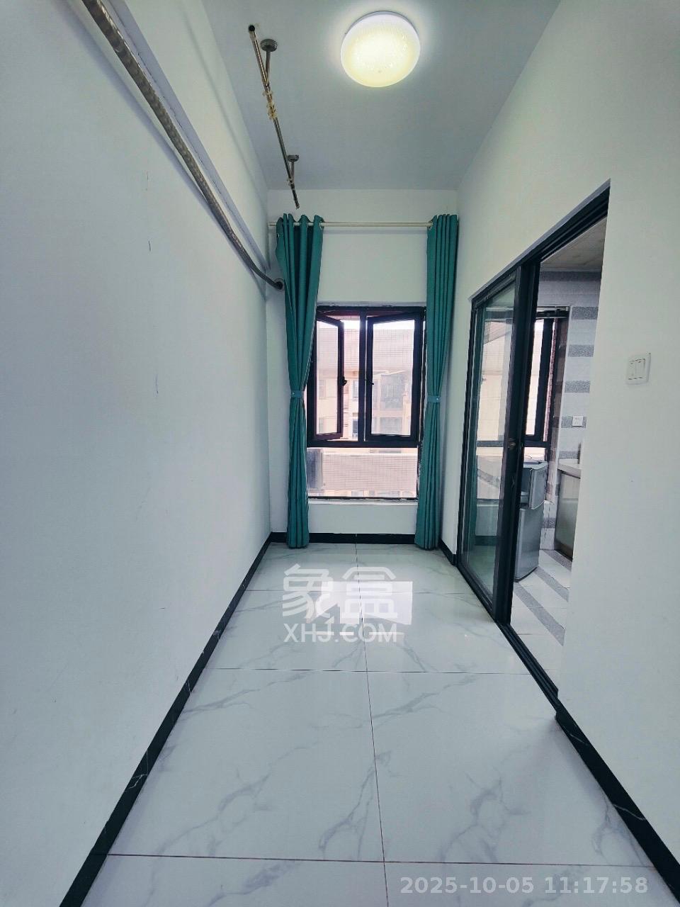 中建芙蓉嘉苑 1室1厅1卫 1350.0元/月 中建芙蓉嘉苑 1室1厅1卫 1350.0元/月室内图