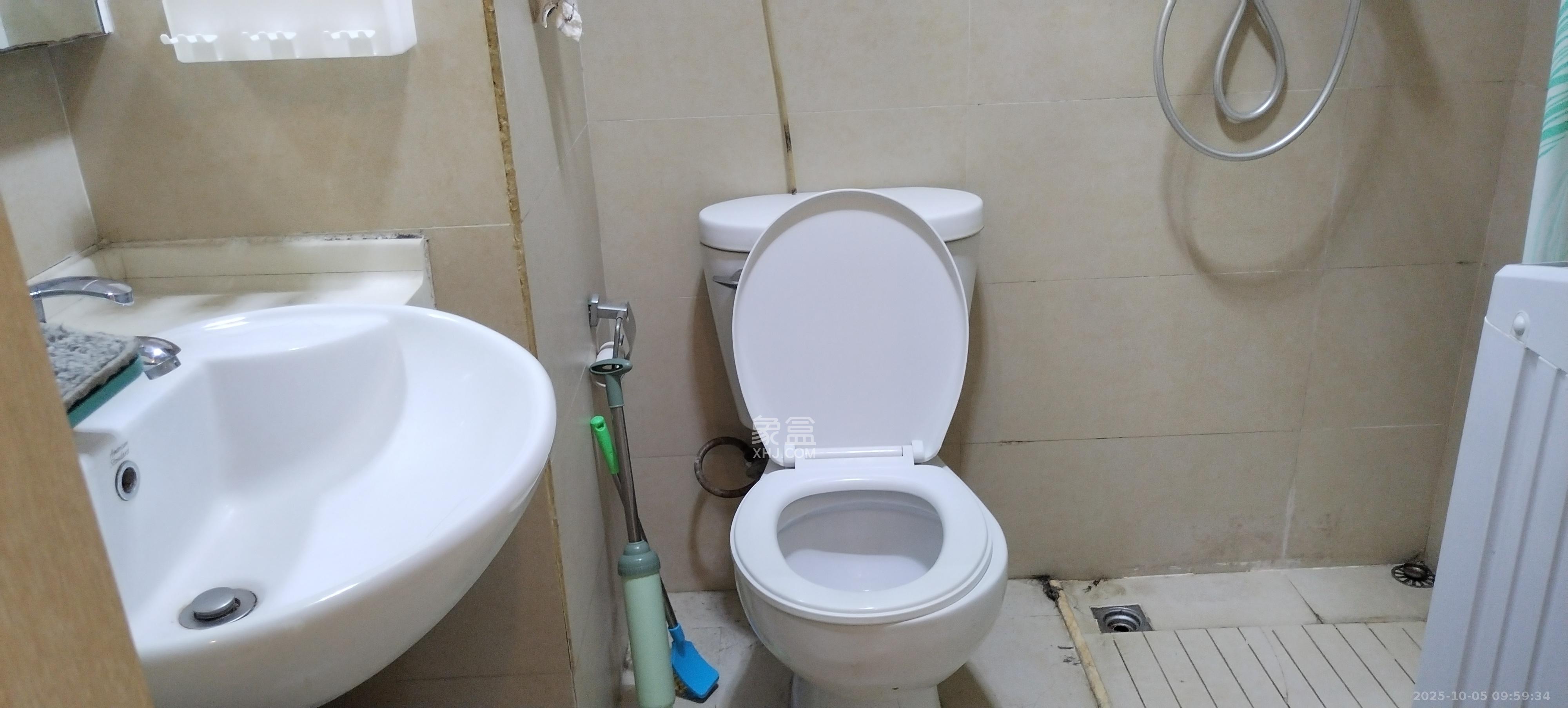 万科金色家园 1室1厅1卫 1300.0元/月 万科金色家园 1室1厅1卫 1300.0元/月室内图