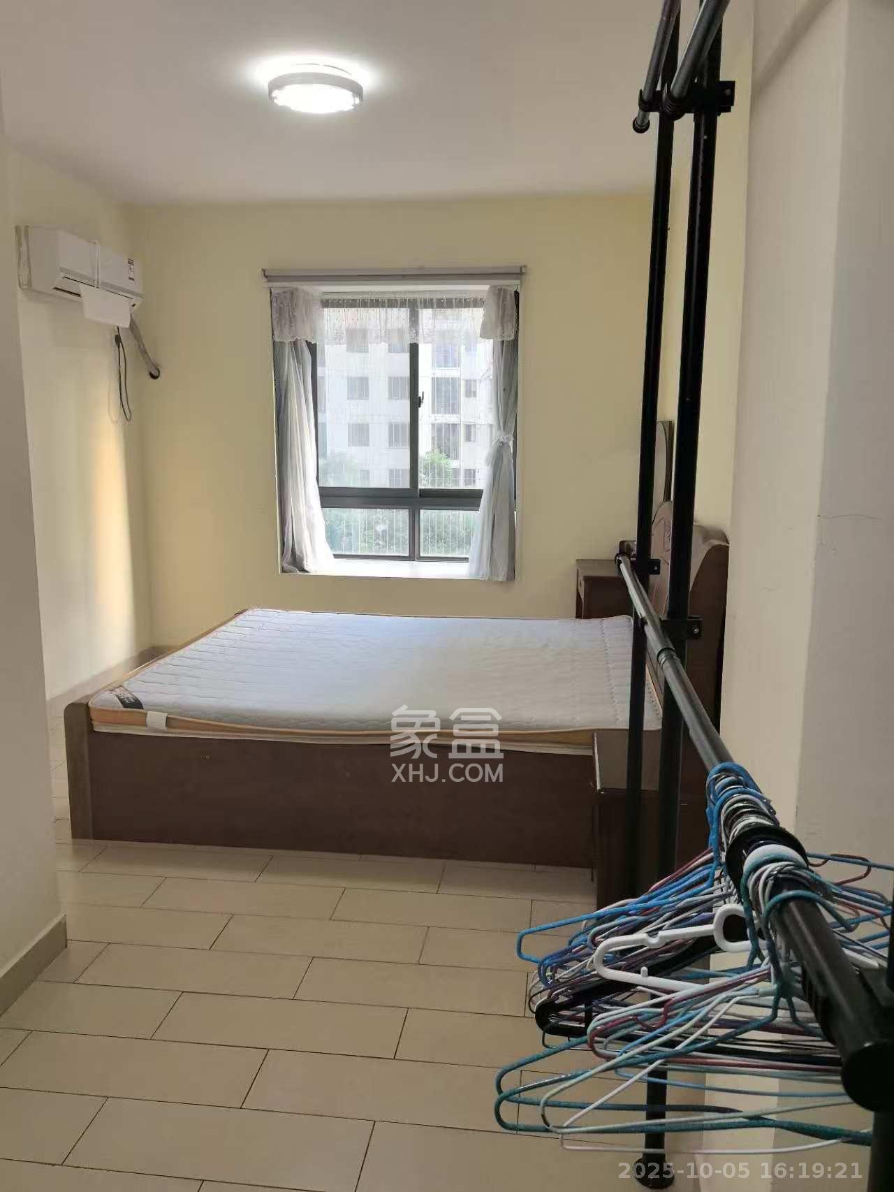 童话里  3室2厅1卫    1700.0元/月室内图