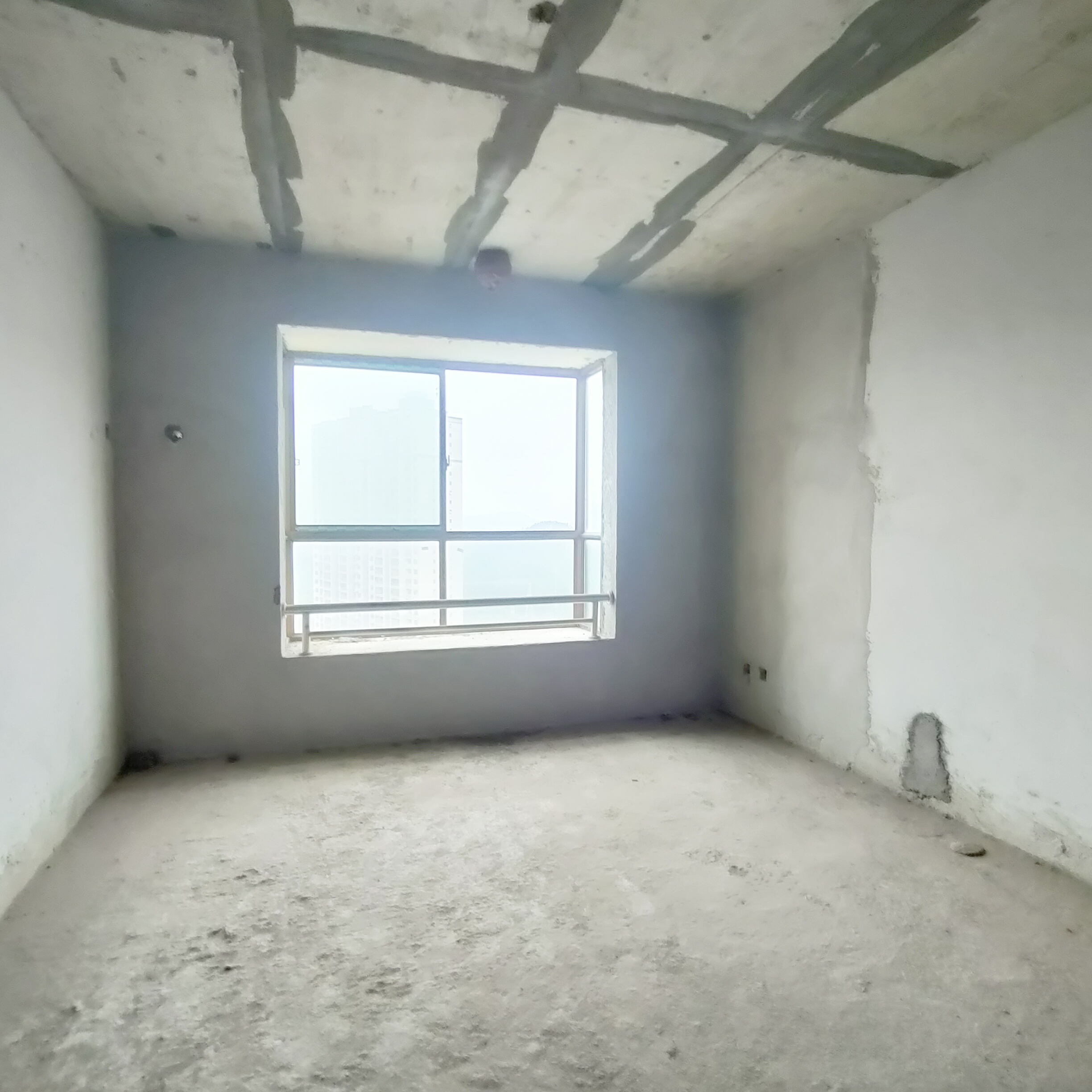 金和天下  3室2厅2卫    65.8万客厅