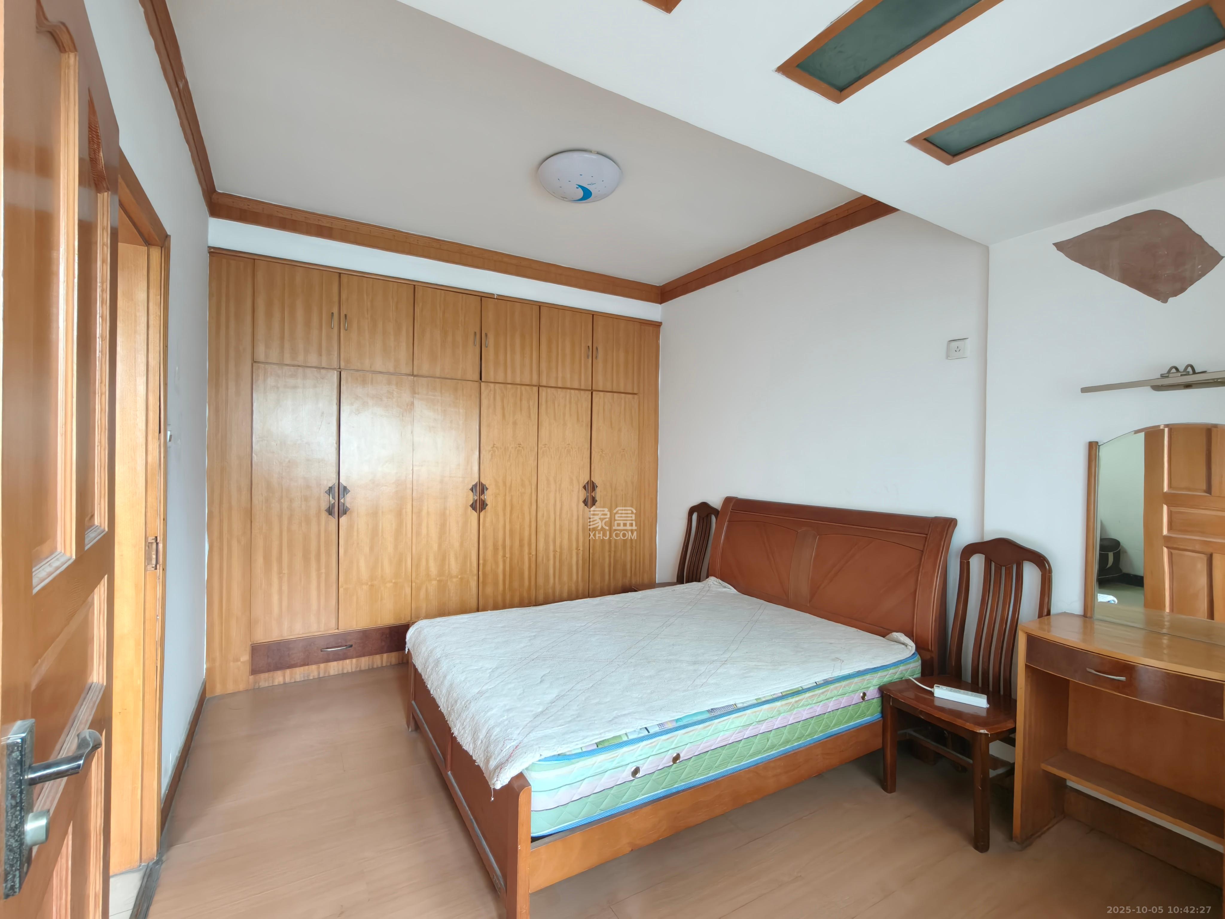 马王堆农村合作银行宿舍 2室2厅1卫 1500.0元/月 马王堆农村合作银行宿舍 2室2厅1卫 1500.0元/月室内图