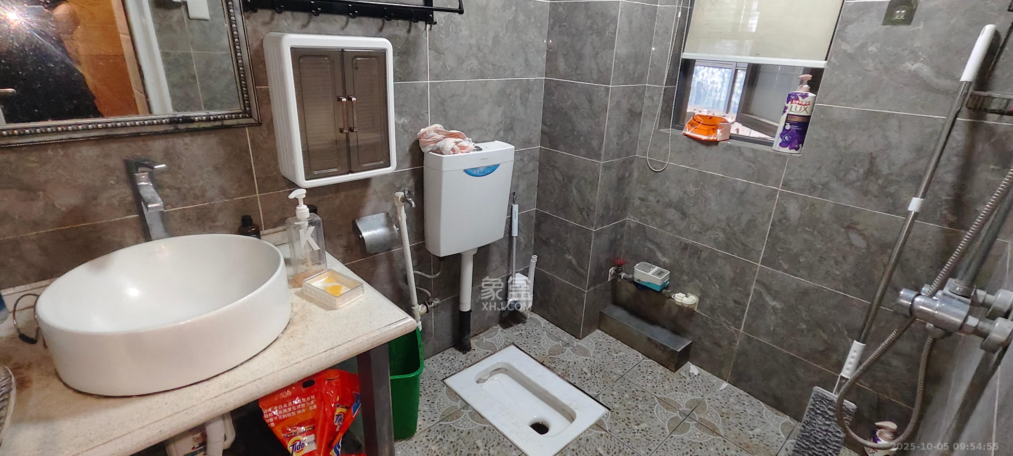 长房时代城  3室2厅1卫    2400.0元/月室内图