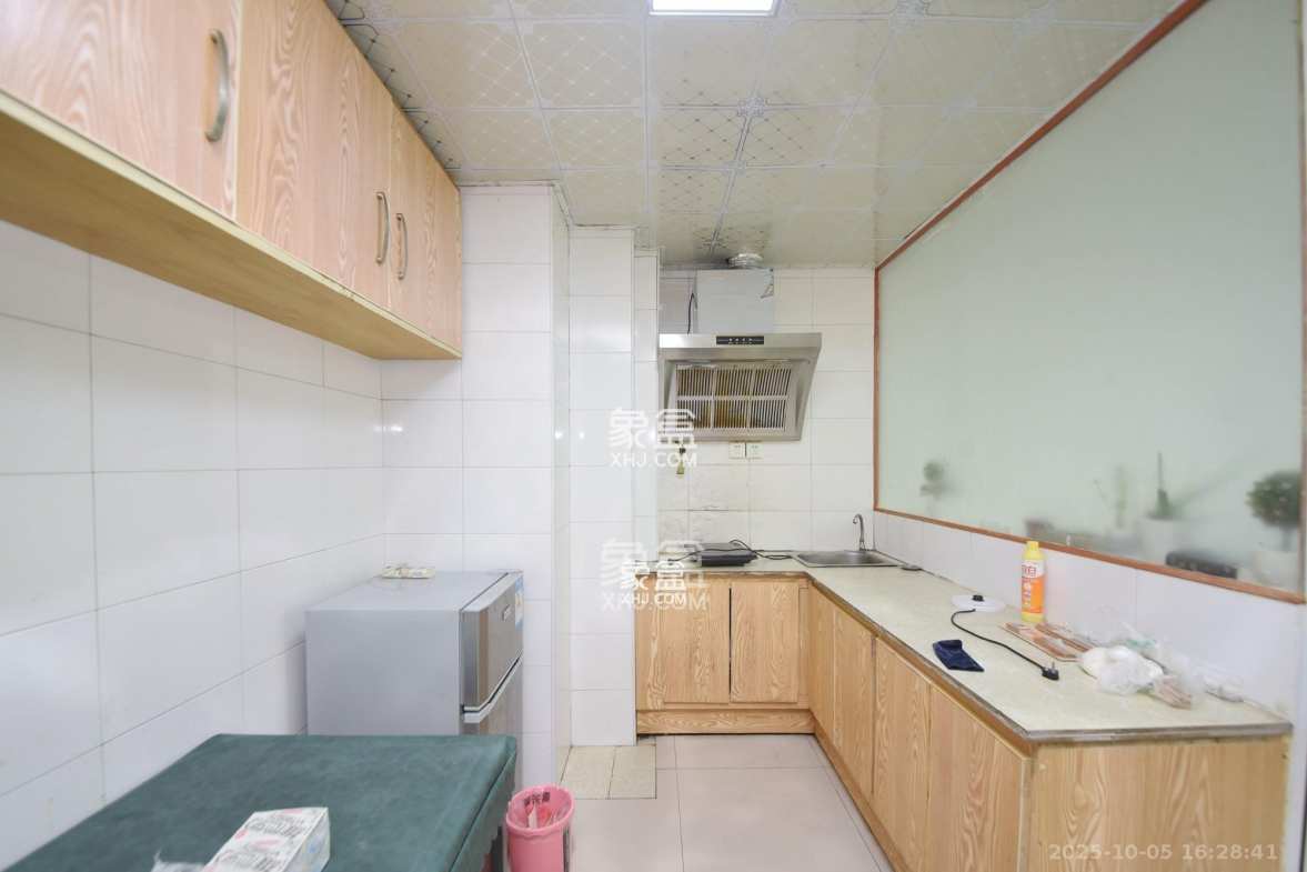 上城星座 2室1厅1卫 2100.0元/月 上城星座 2室1厅1卫 2100.0元/月室内图