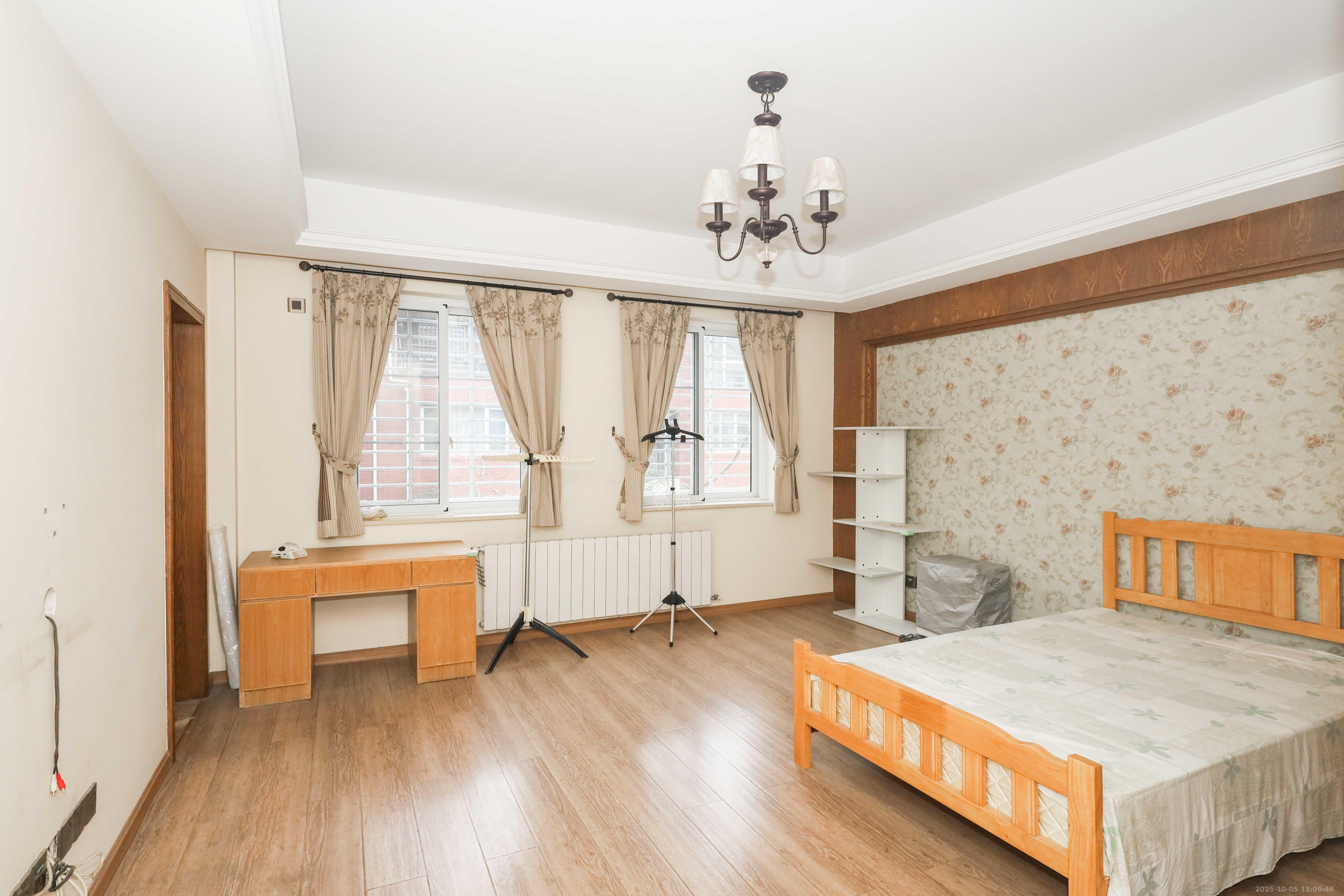 山水英伦  1室0厅0卫    358.0万 山水英伦  1室0厅0卫    358.0万卧室