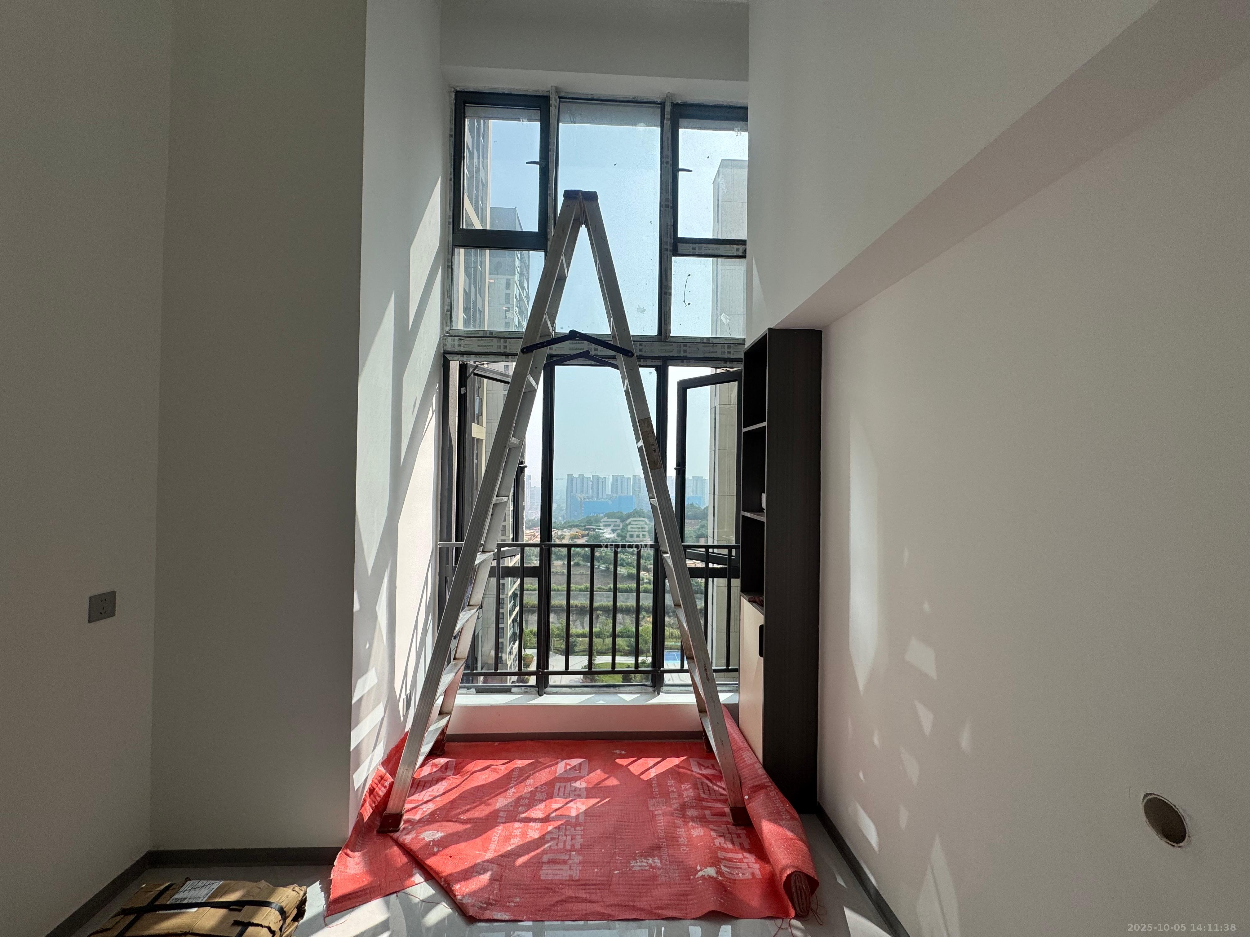 卓越伊景苑 1室0厅0卫 2200.0元/月 卓越伊景苑 1室0厅0卫 2200.0元/月室内图