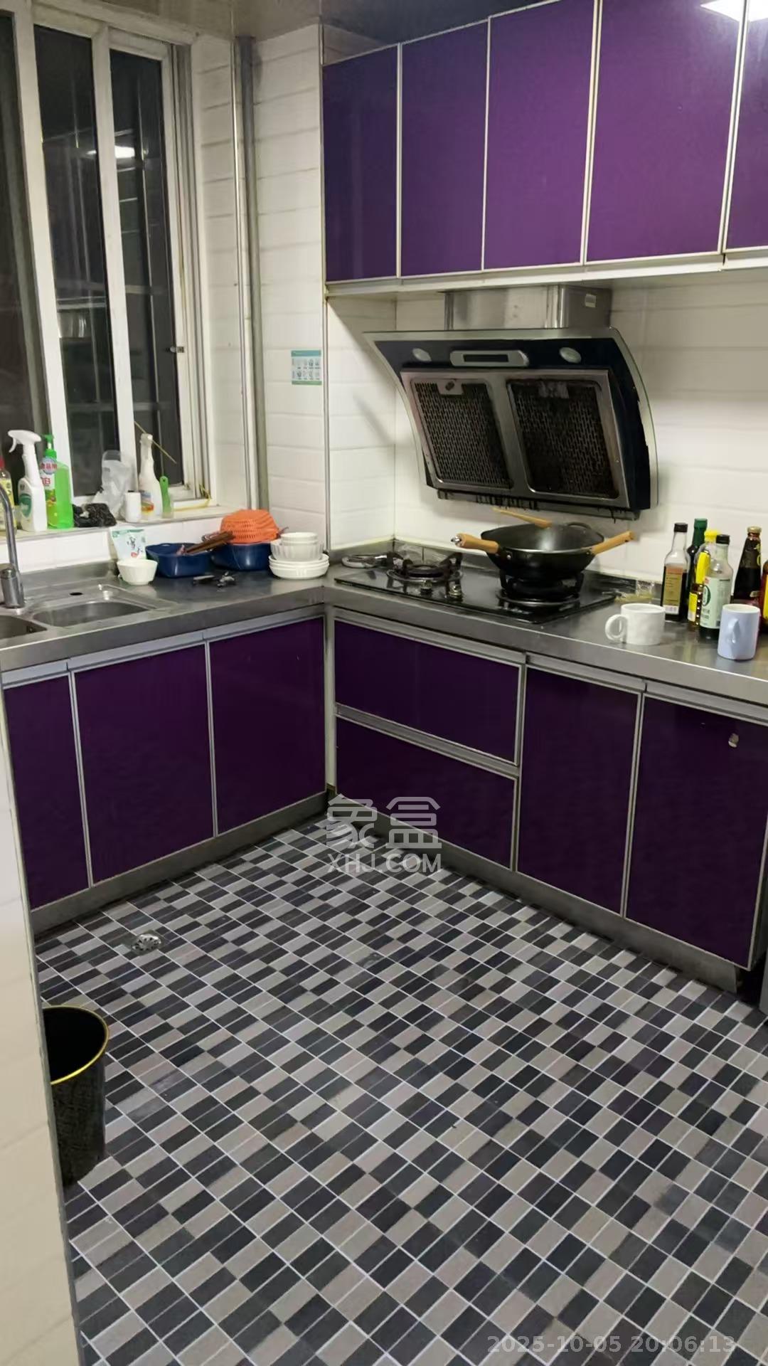 鄱阳小区  3室2厅1卫    1400.0元/月室内图