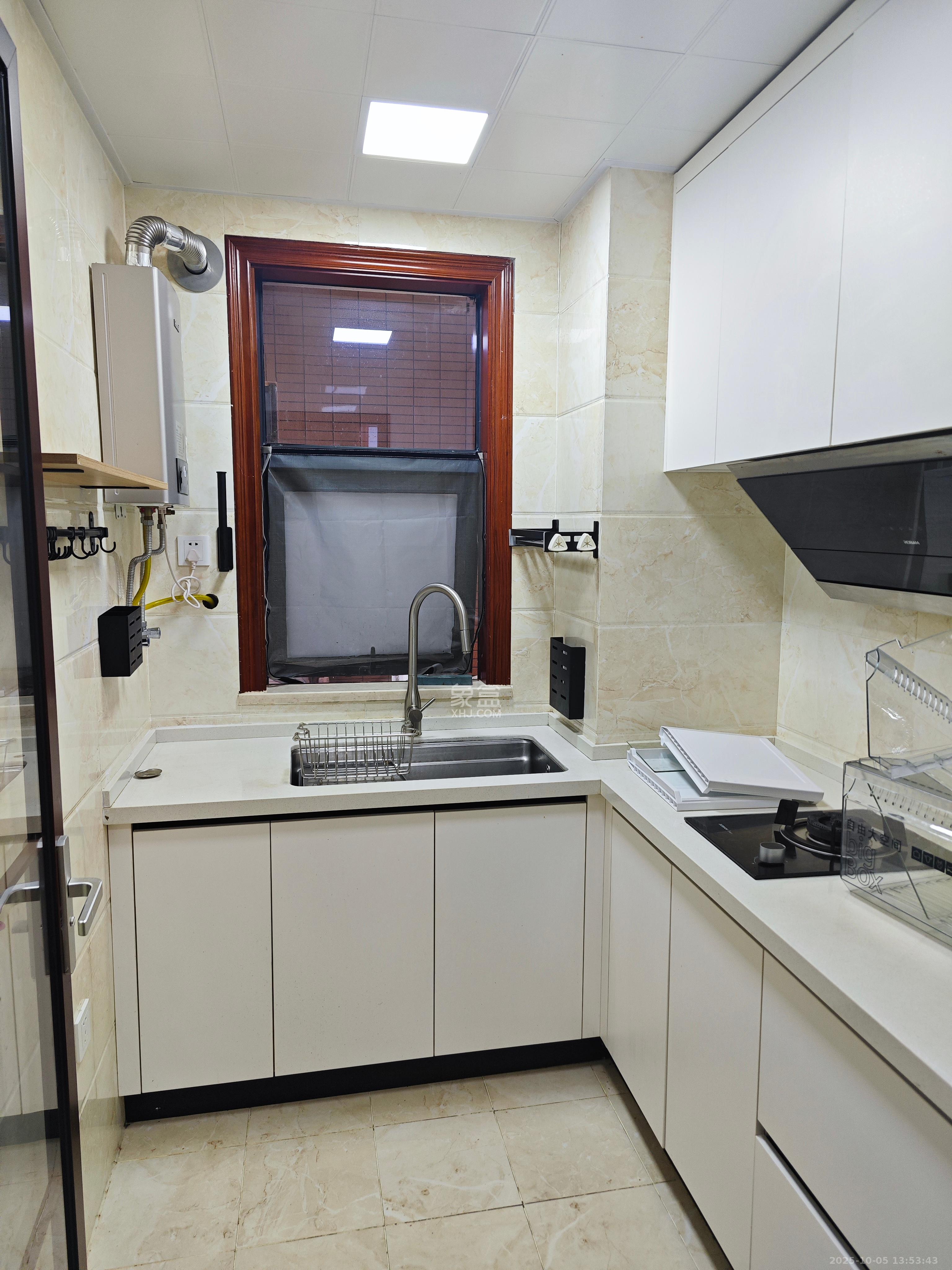 枫林家园 2室2厅1卫 2500.00元/月 枫林家园 2室2厅1卫 2500.00元/月室内图