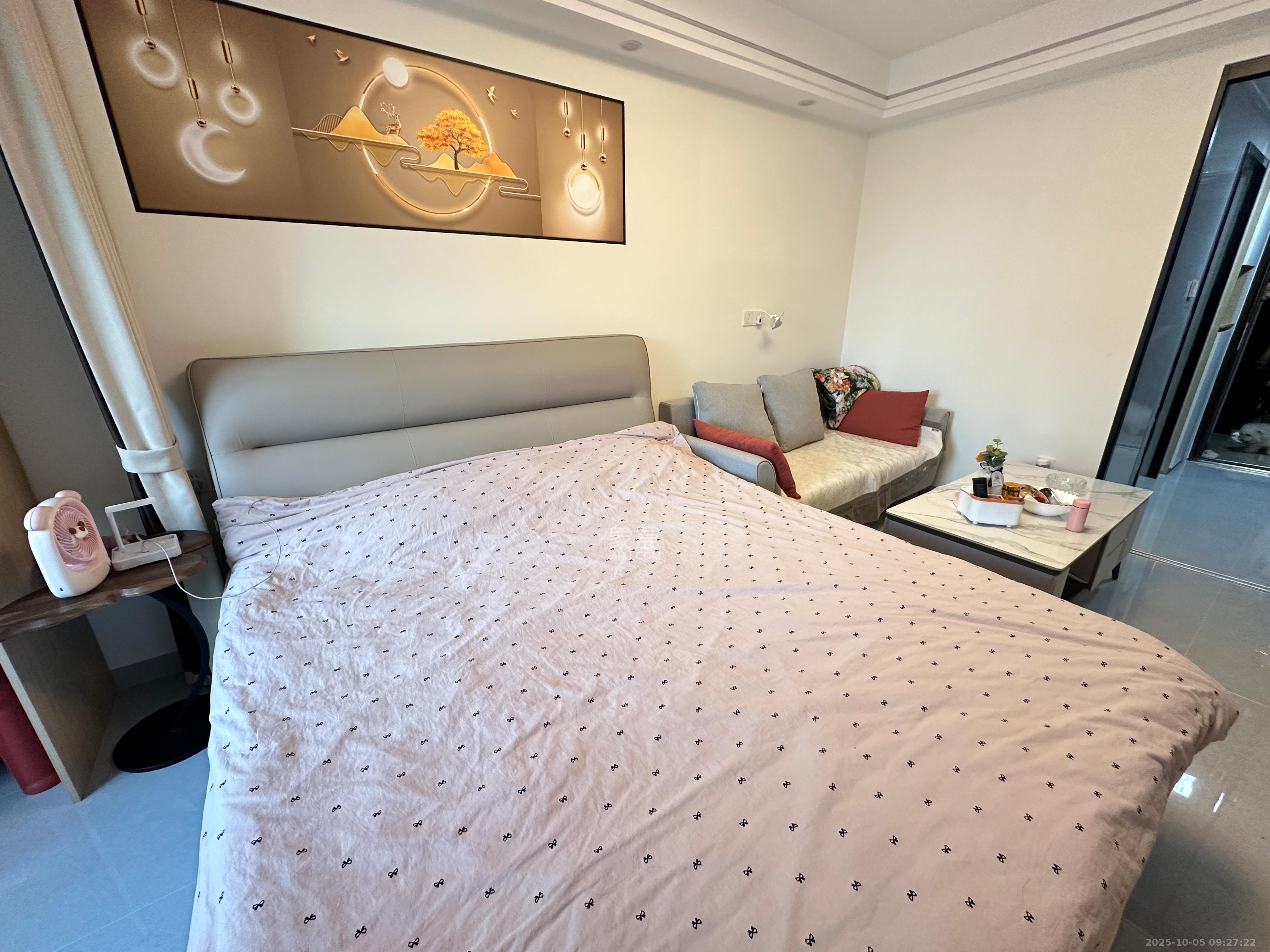 中海珑悦府  1室1厅1卫    1500.0元/月室内图