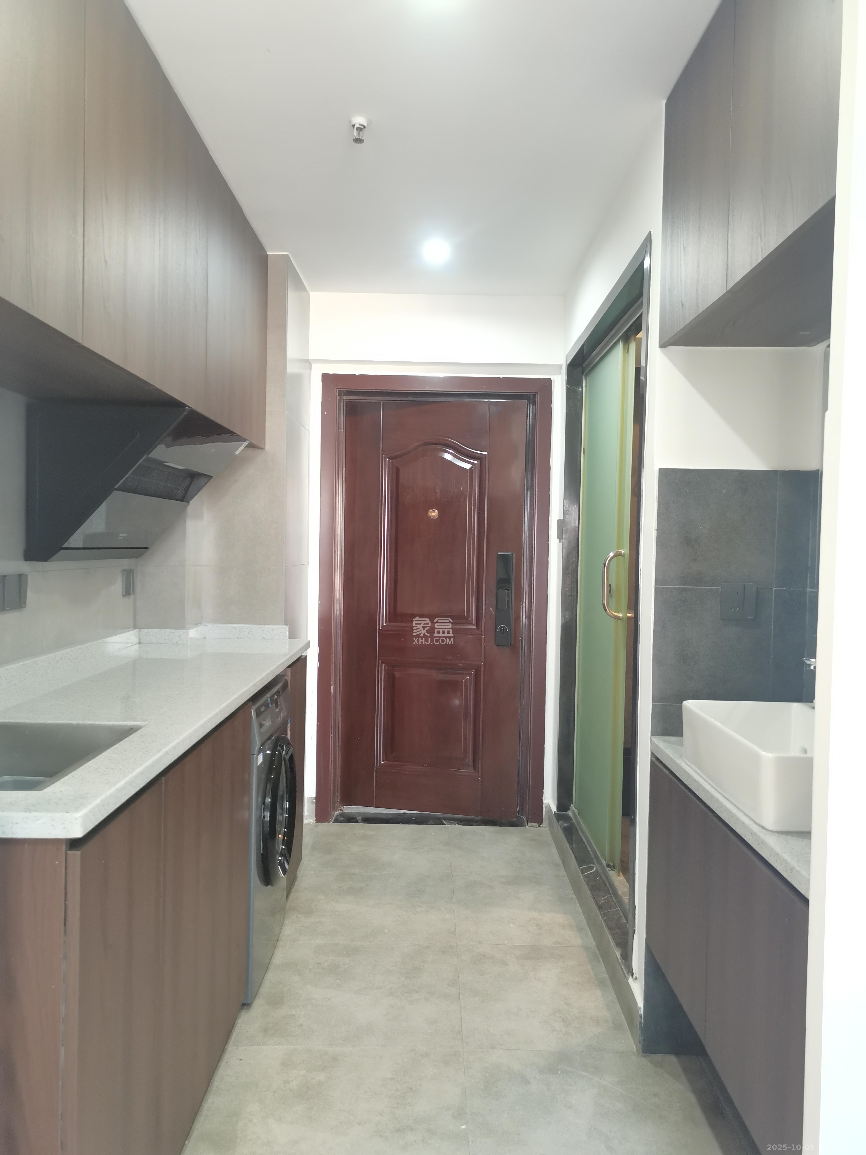 旭辉国际广场(永升商业广场) 1室1厅1卫 1700.0元/月 旭辉国际广场(永升商业广场) 1室1厅1卫 1700.0元/月室内图