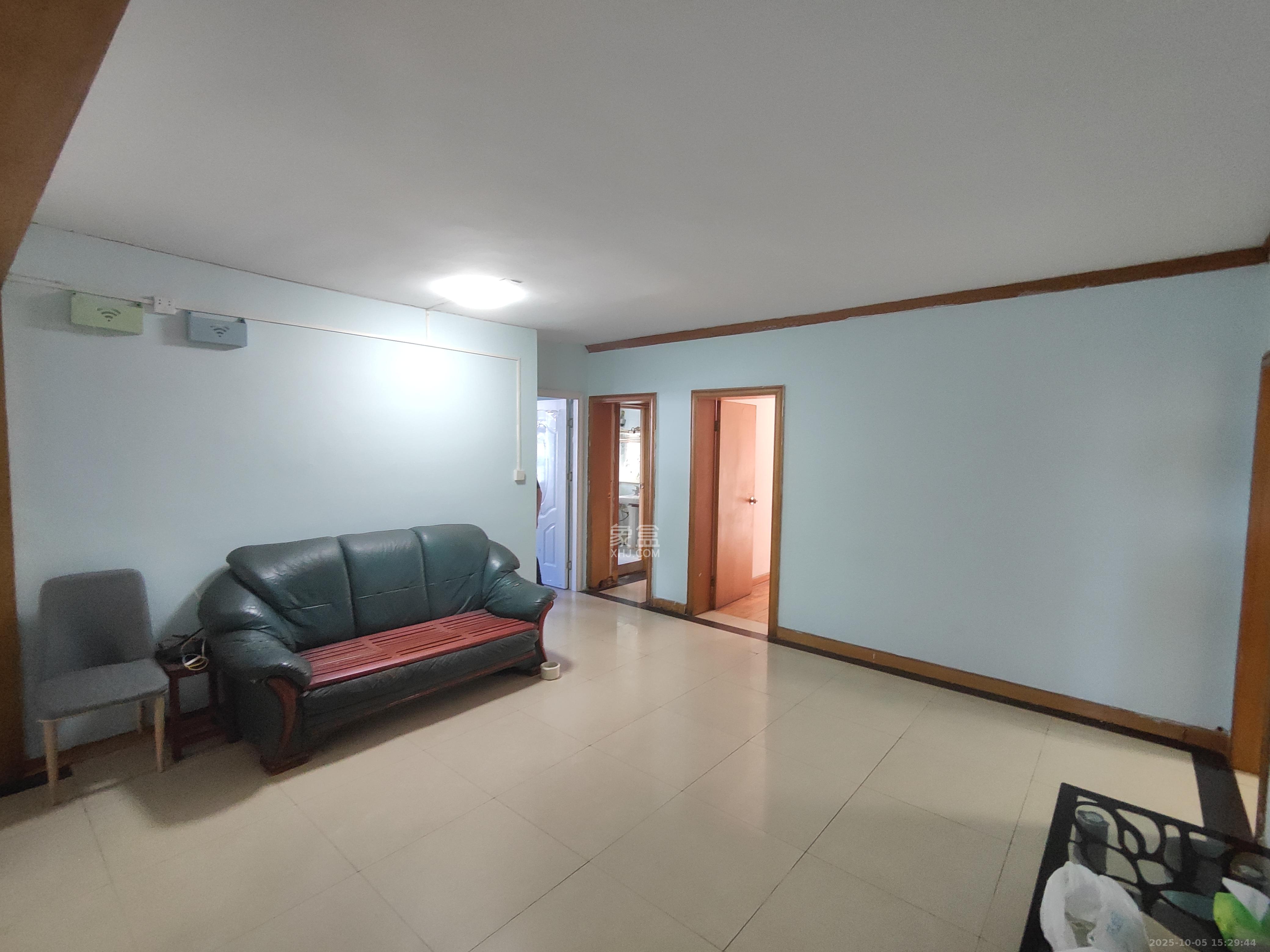 上麻园岭散盘  6室1厅2卫    3500.0元/月室内图