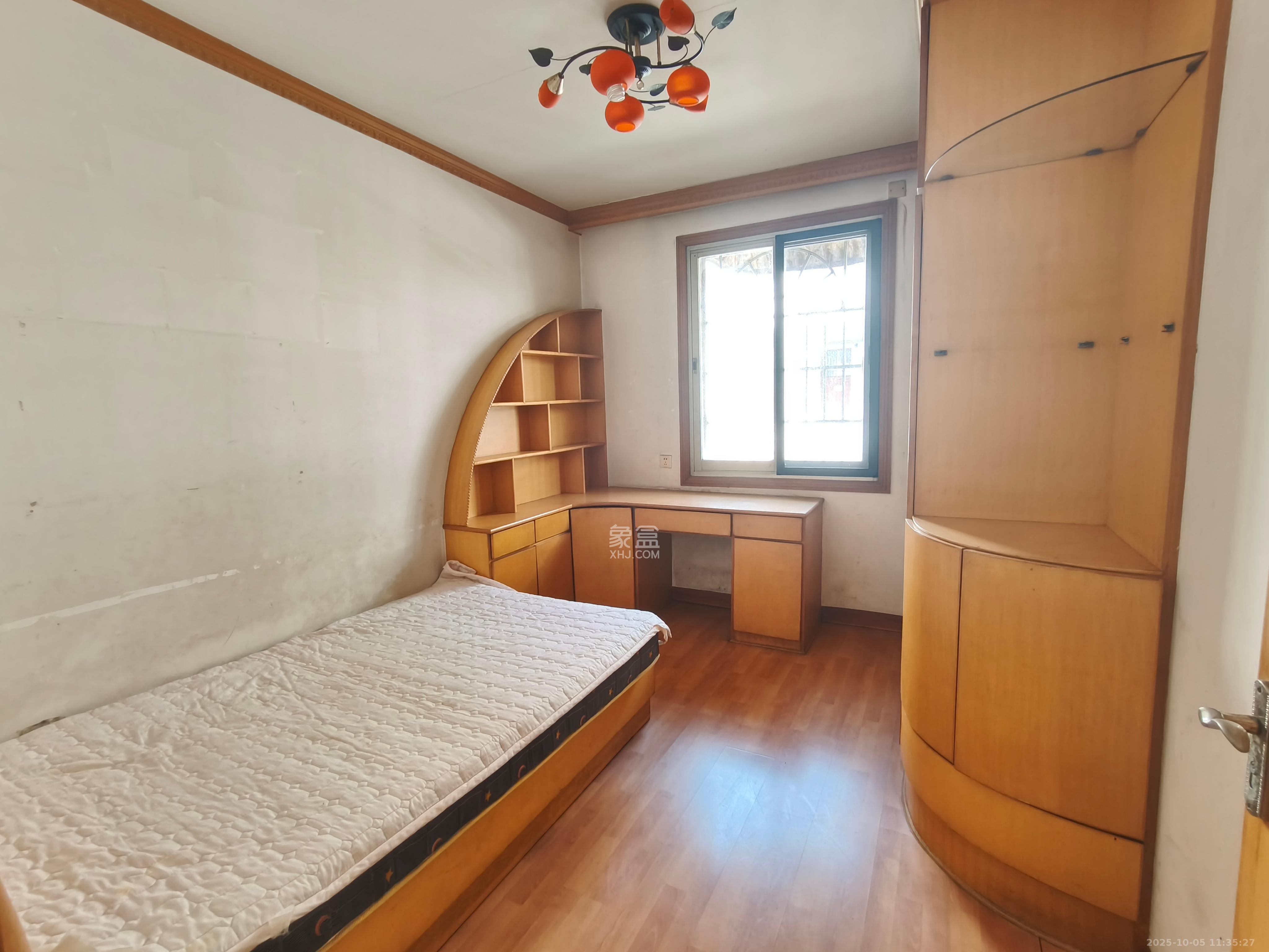 三湘小区  3室1厅1卫    1600.0元/月室内图
