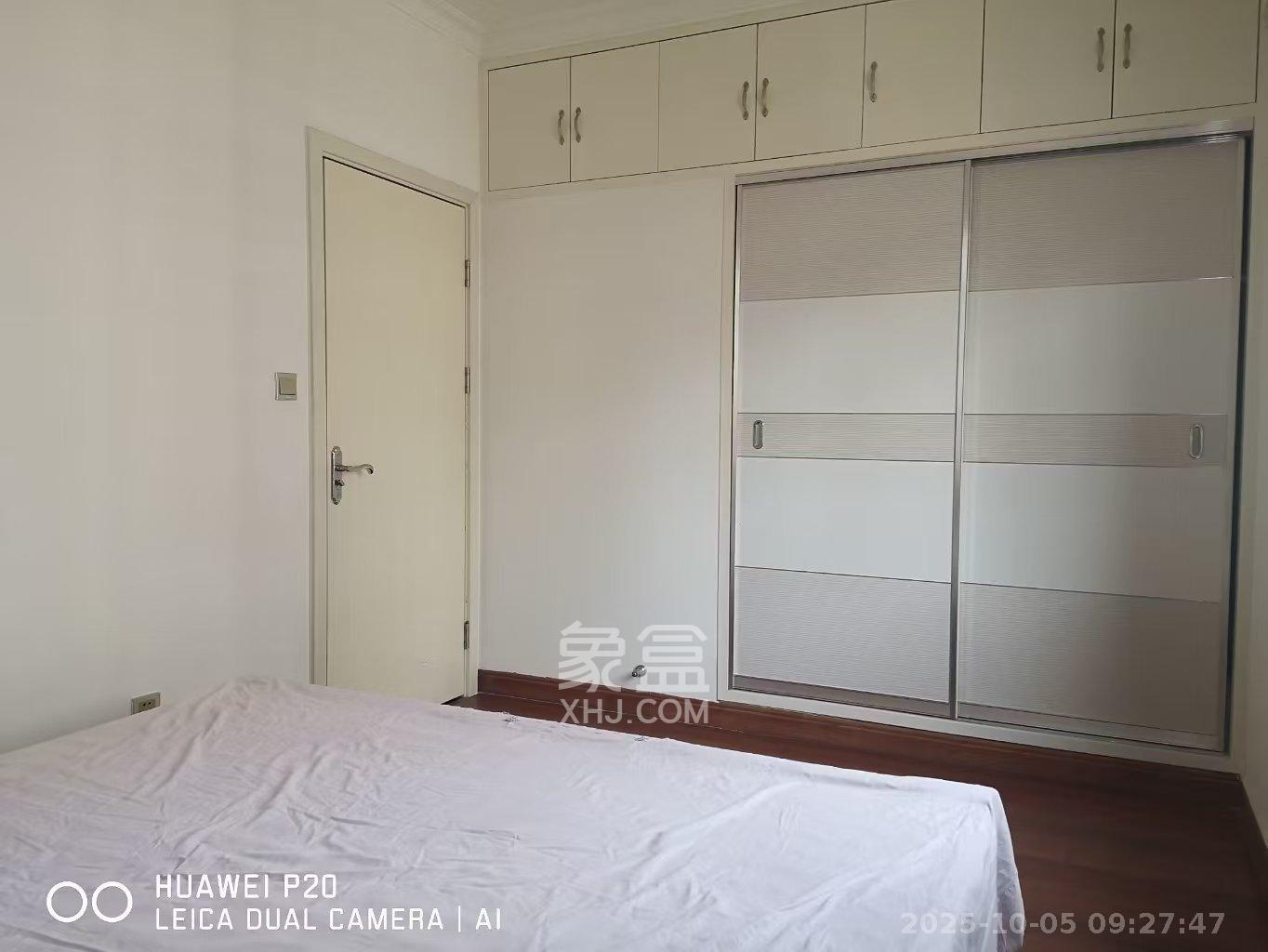 中国铁建国际城二期  3室2厅1卫    2000.0元/月 中国铁建国际城二期  3室2厅1卫    2000.0元/月室内图