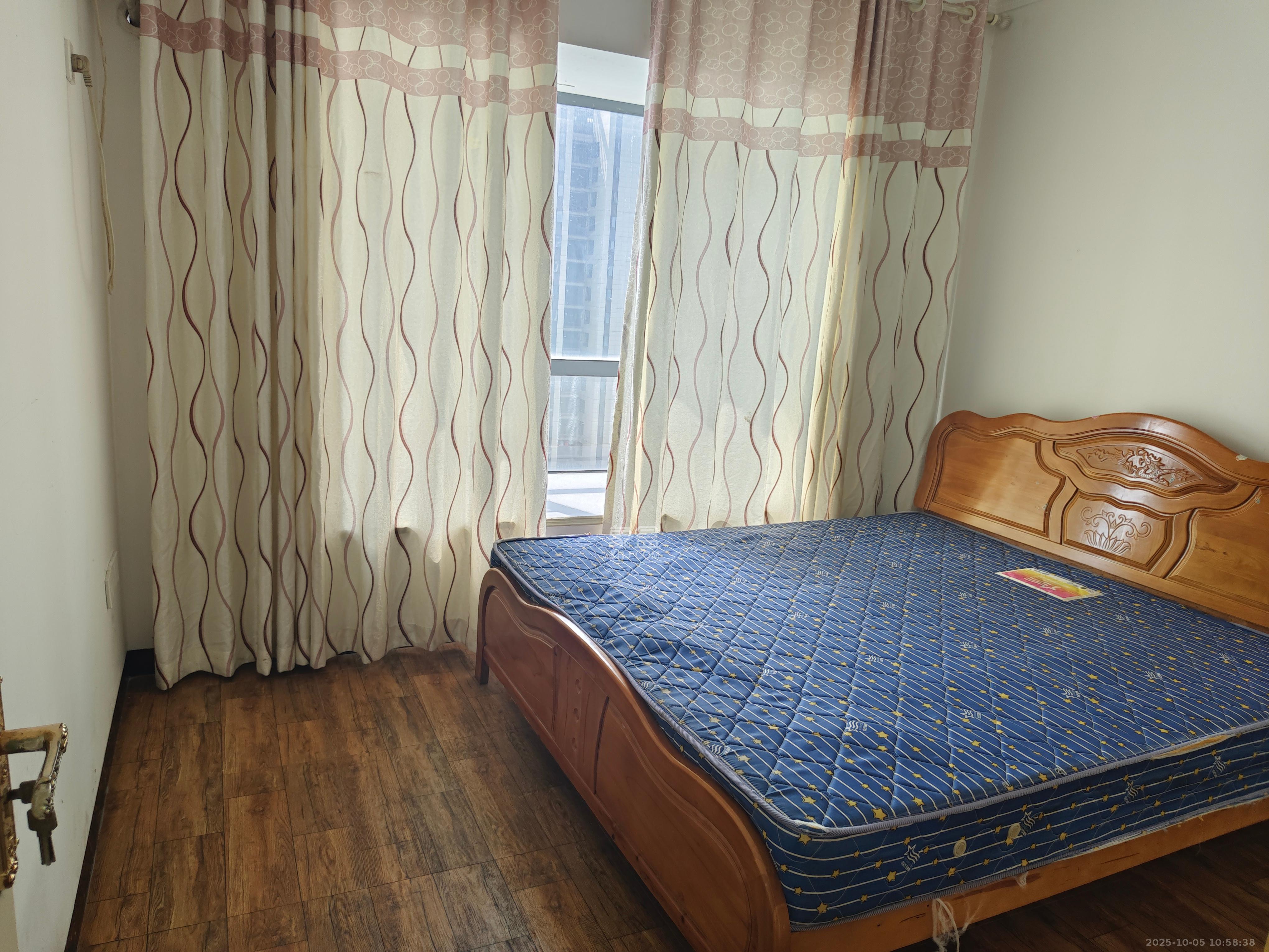 I尚国际(元泰大厦) 2室2厅1卫 1600.0元/月 I尚国际(元泰大厦) 2室2厅1卫 1600.0元/月室内图