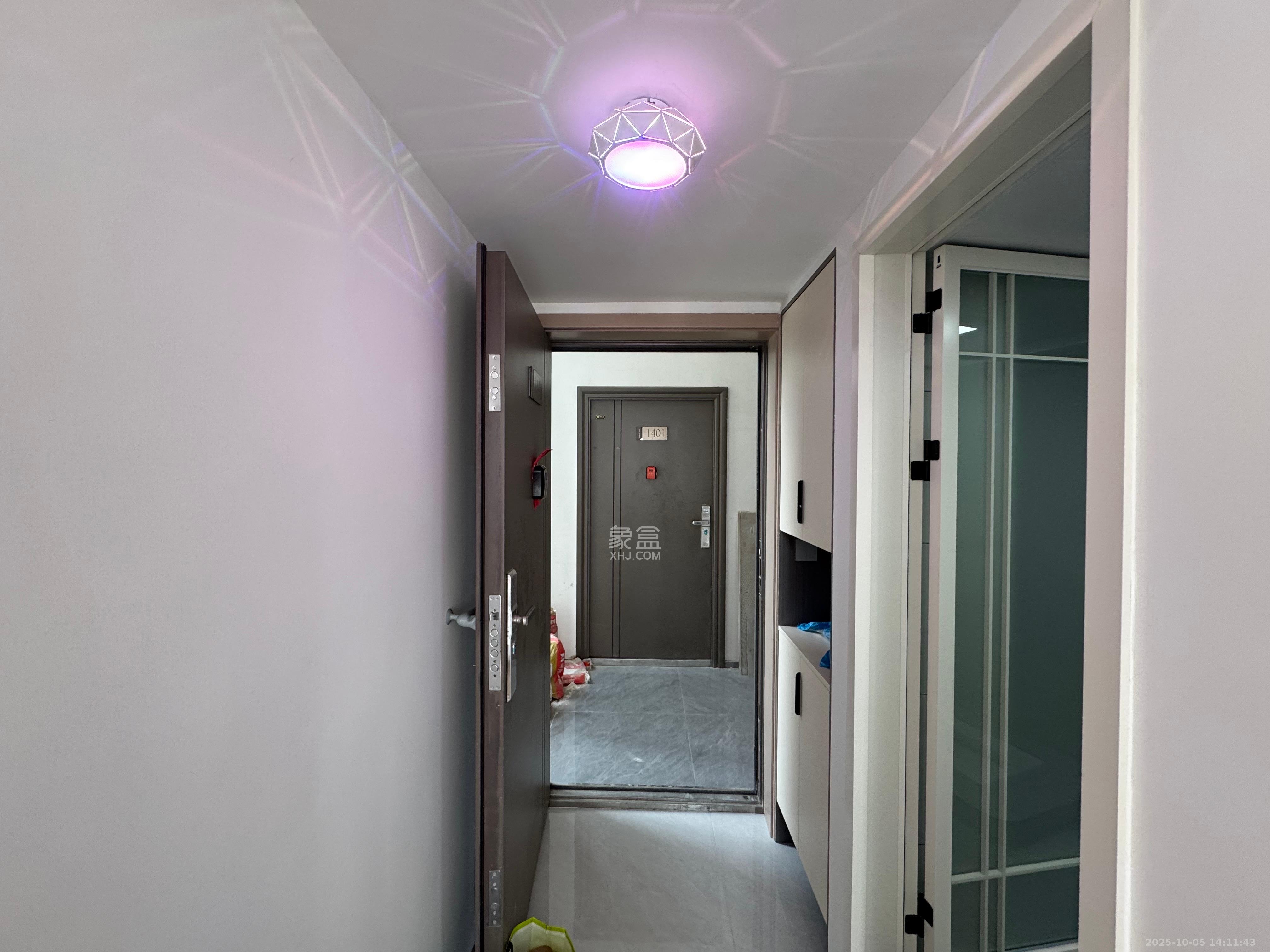 卓越伊景苑 1室0厅0卫 2200.0元/月 卓越伊景苑 1室0厅0卫 2200.0元/月室内图