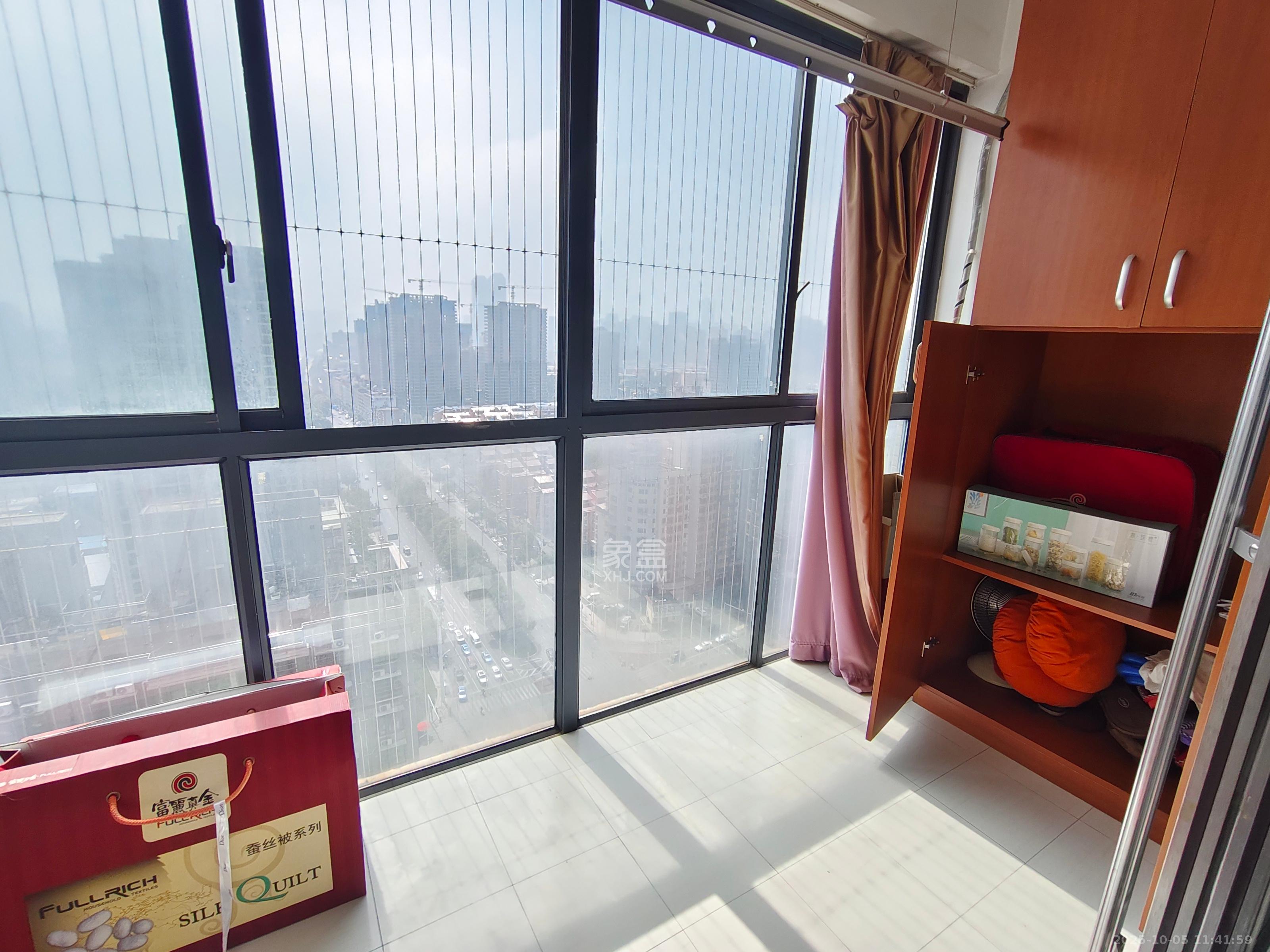 望兴嘉年华(望兴新苑) 2室2厅1卫 2200.0元/月 望兴嘉年华(望兴新苑) 2室2厅1卫 2200.0元/月室内图