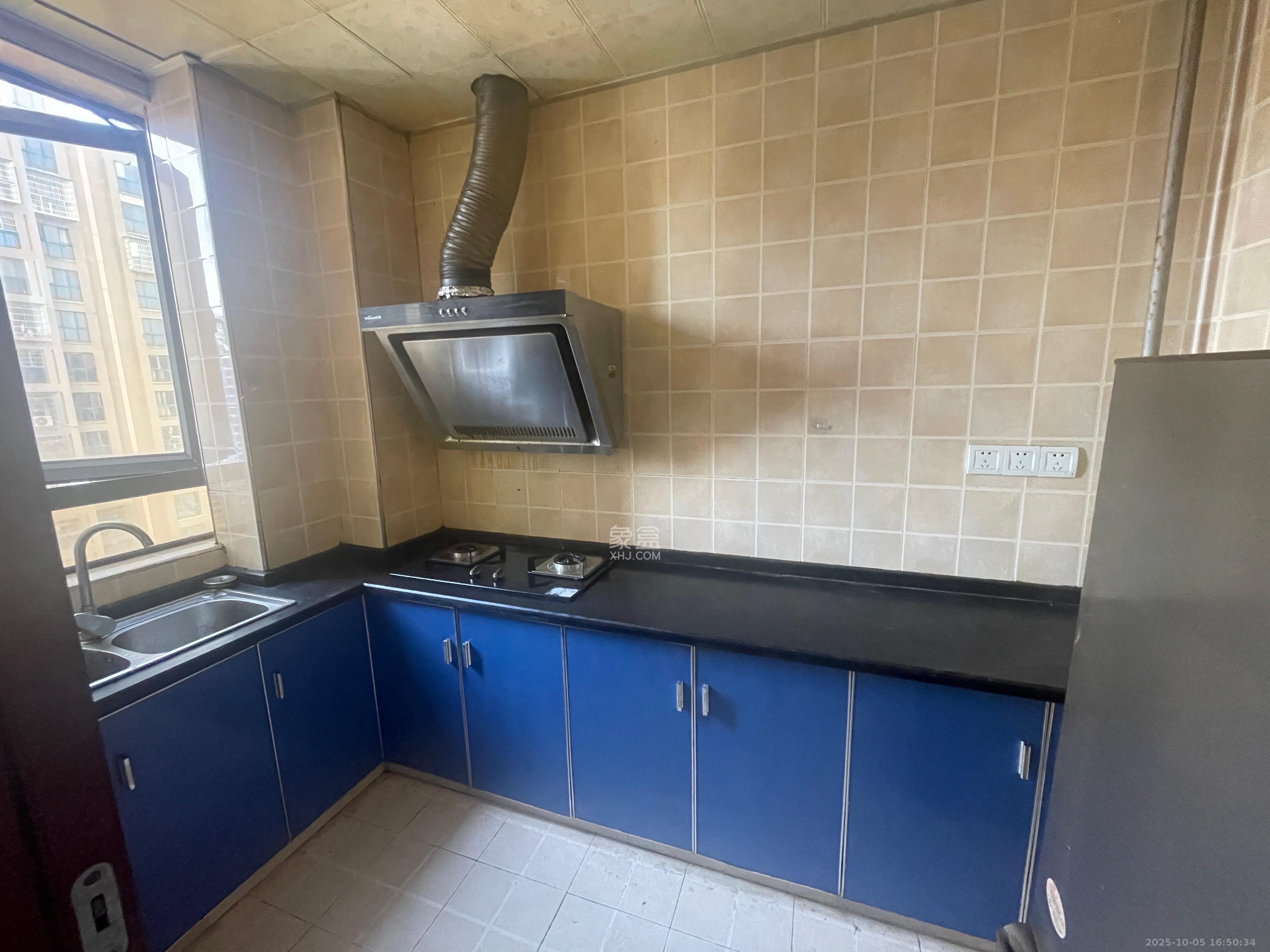 东岸梅园小区 3室2厅1卫 2100.00元/月 东岸梅园小区 3室2厅1卫 2100.00元/月室内图